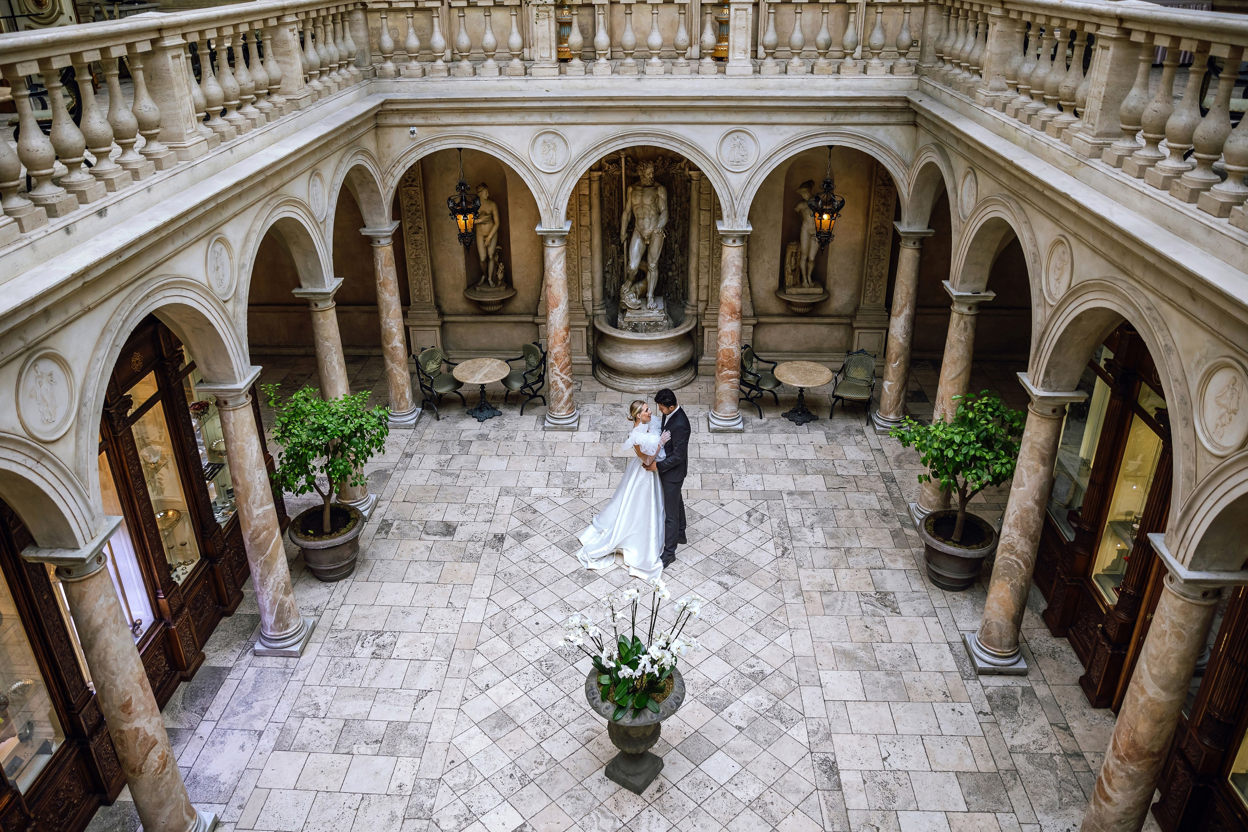 Свадьба в ресторане Турандот. Фотограф и видеограф Москва. Свадебный фотограф, видеограф. Выпускные альбомы. Оживающие альбомы