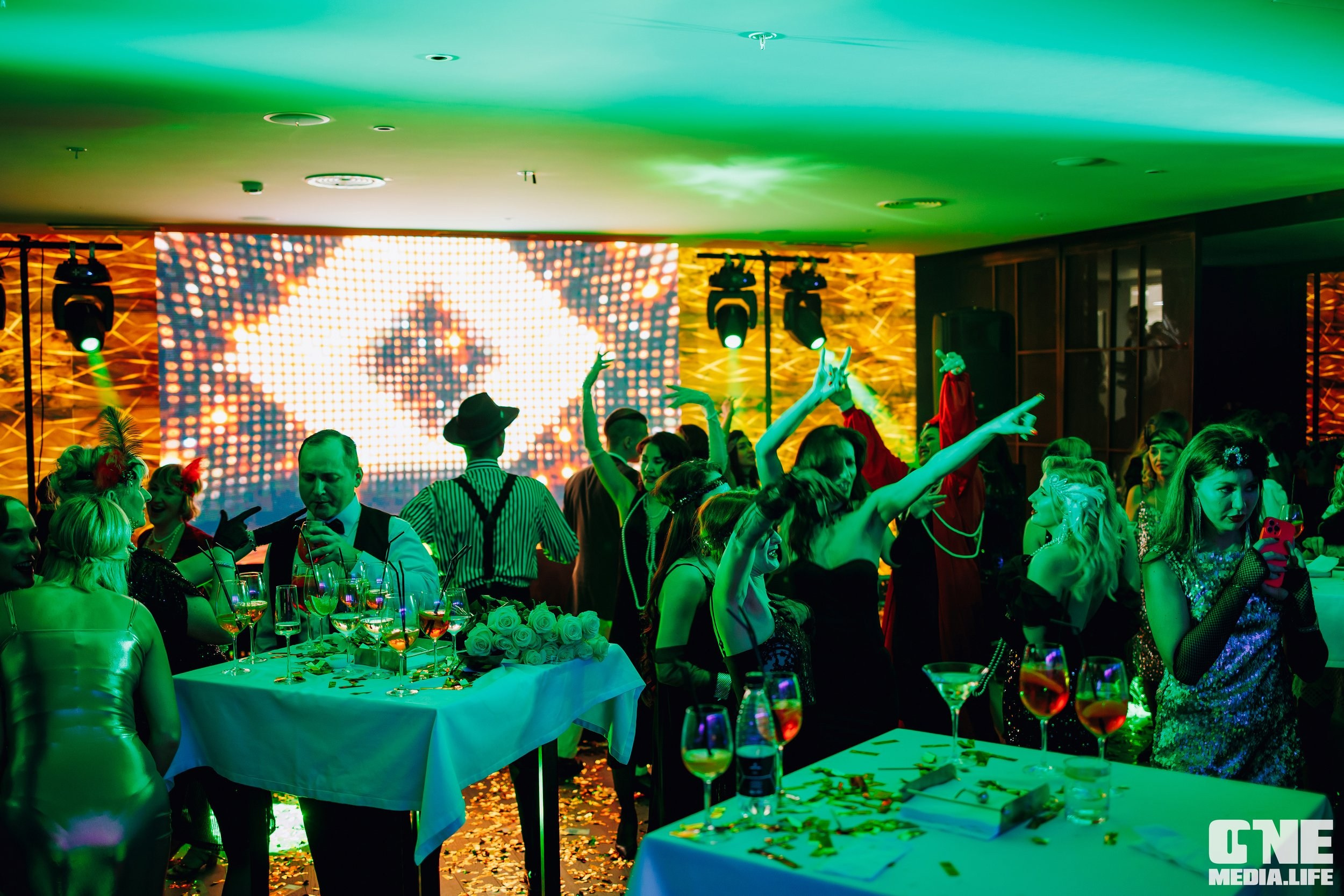 Вечеринка в стиле GATSBY. One Media Life: фоторепортажи, фотоотчеты с мероприятий и заведений