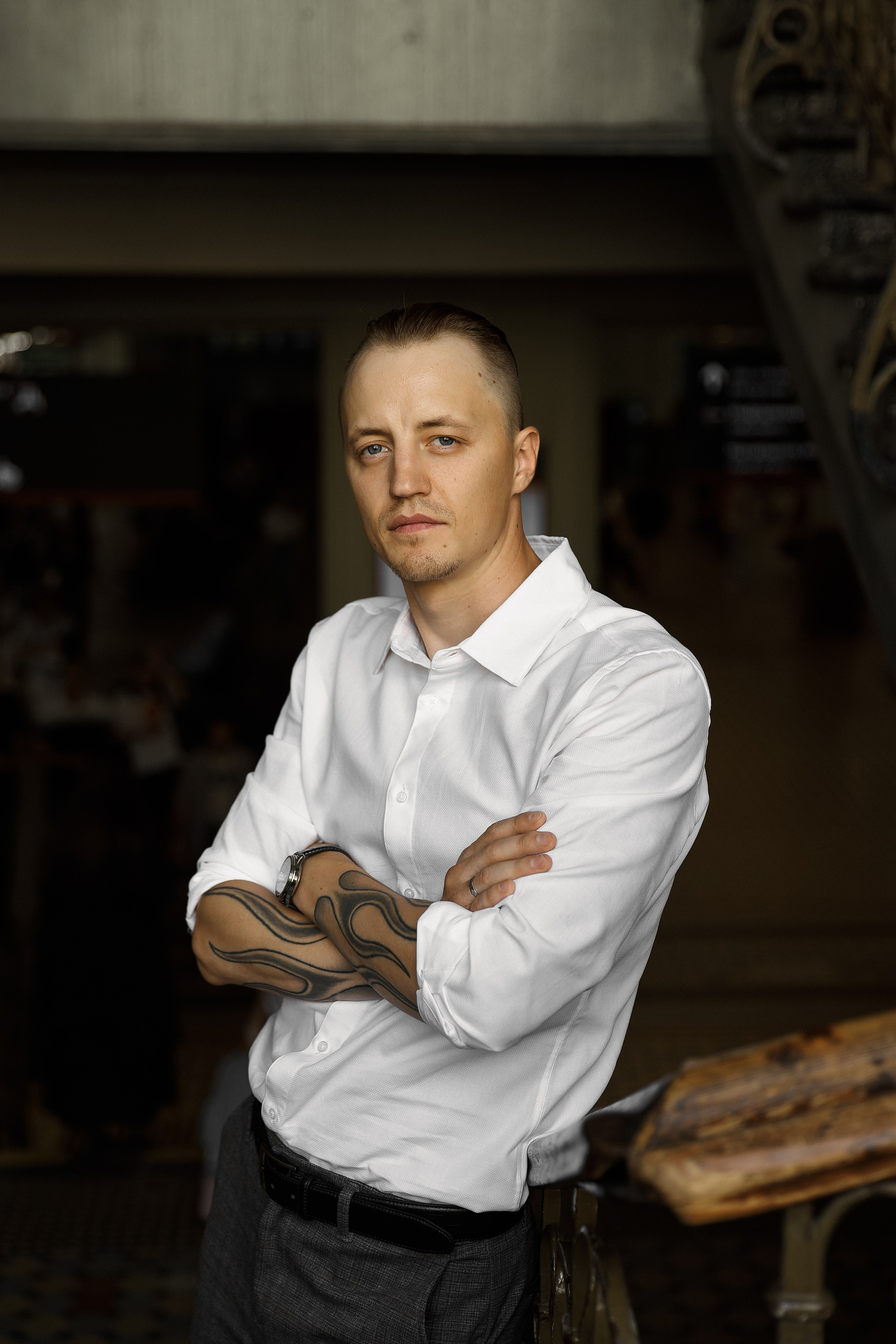 Кристина и Артем — свадебная съемка на Витебском вокзале. Свадебный и портретный фотограф в Санкт-Петербурге Анна Демьянова