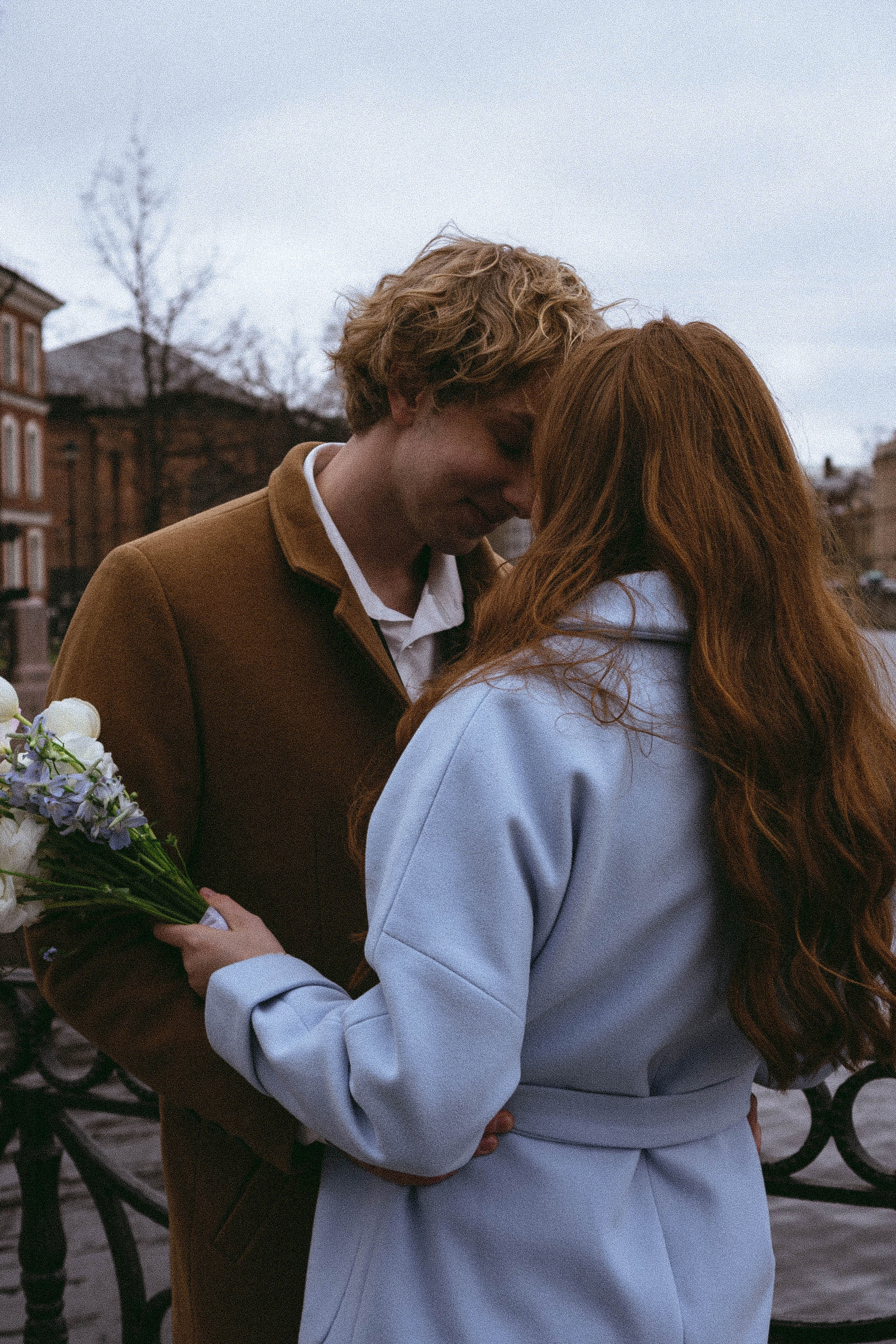 СВАДЕБНАЯ ПРОГУЛКА ПО ПЕТРОГРАДКЕ ВЕСНОЙ (ФОТОСЕССИИЯ ПАРЫ СВАДЕБНАЯ). Профессиональный фотограф, Санкт-Петербург — Виктория Богомолова