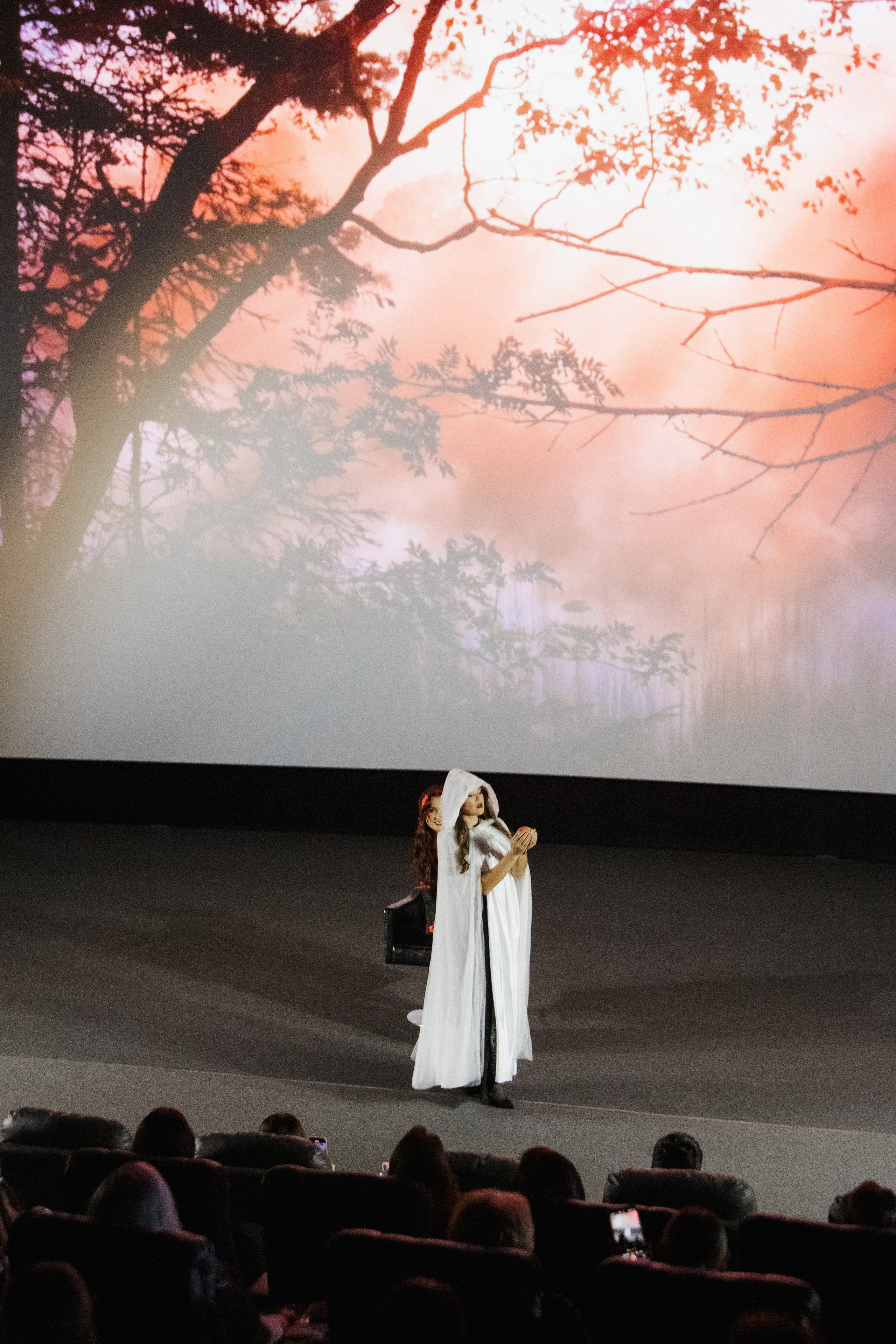 ФЭШН КОНФА. СВОИ. ФОТООТЧЕТЫ-СОБЫТИЯ-МЕСТА