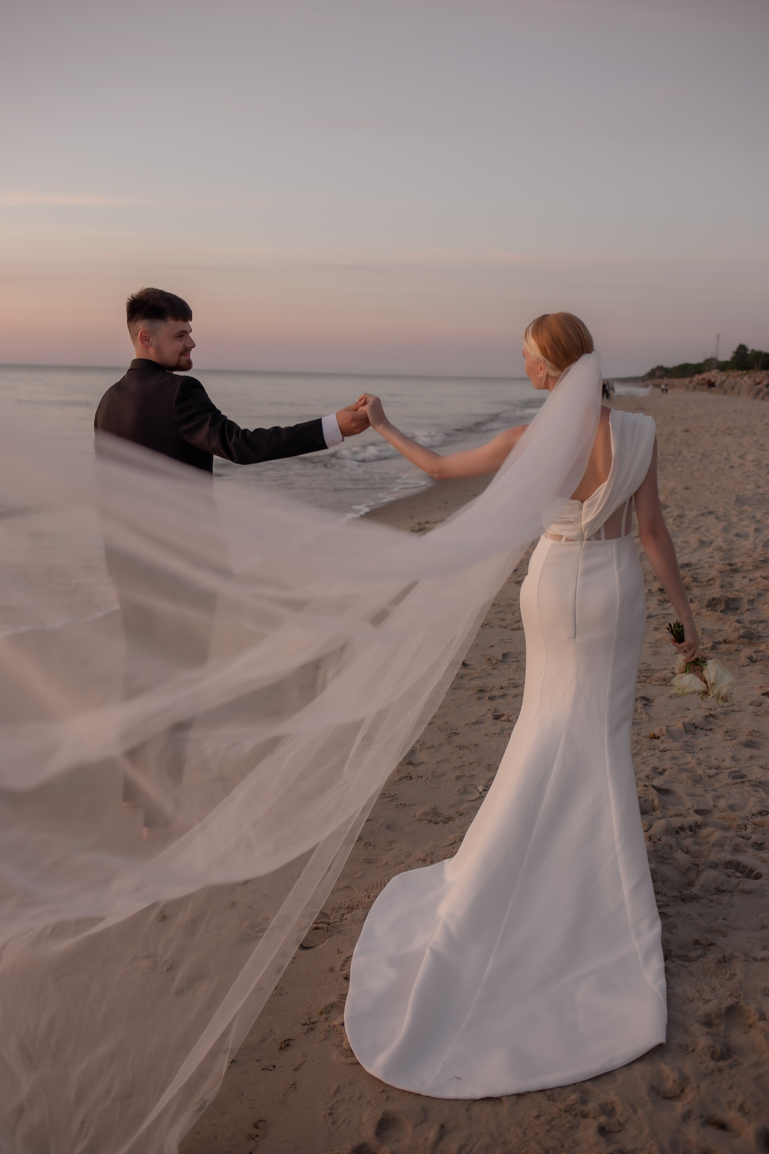 Александра и Влад. На закате. Фотограф в Калининграде Решетникова Алина