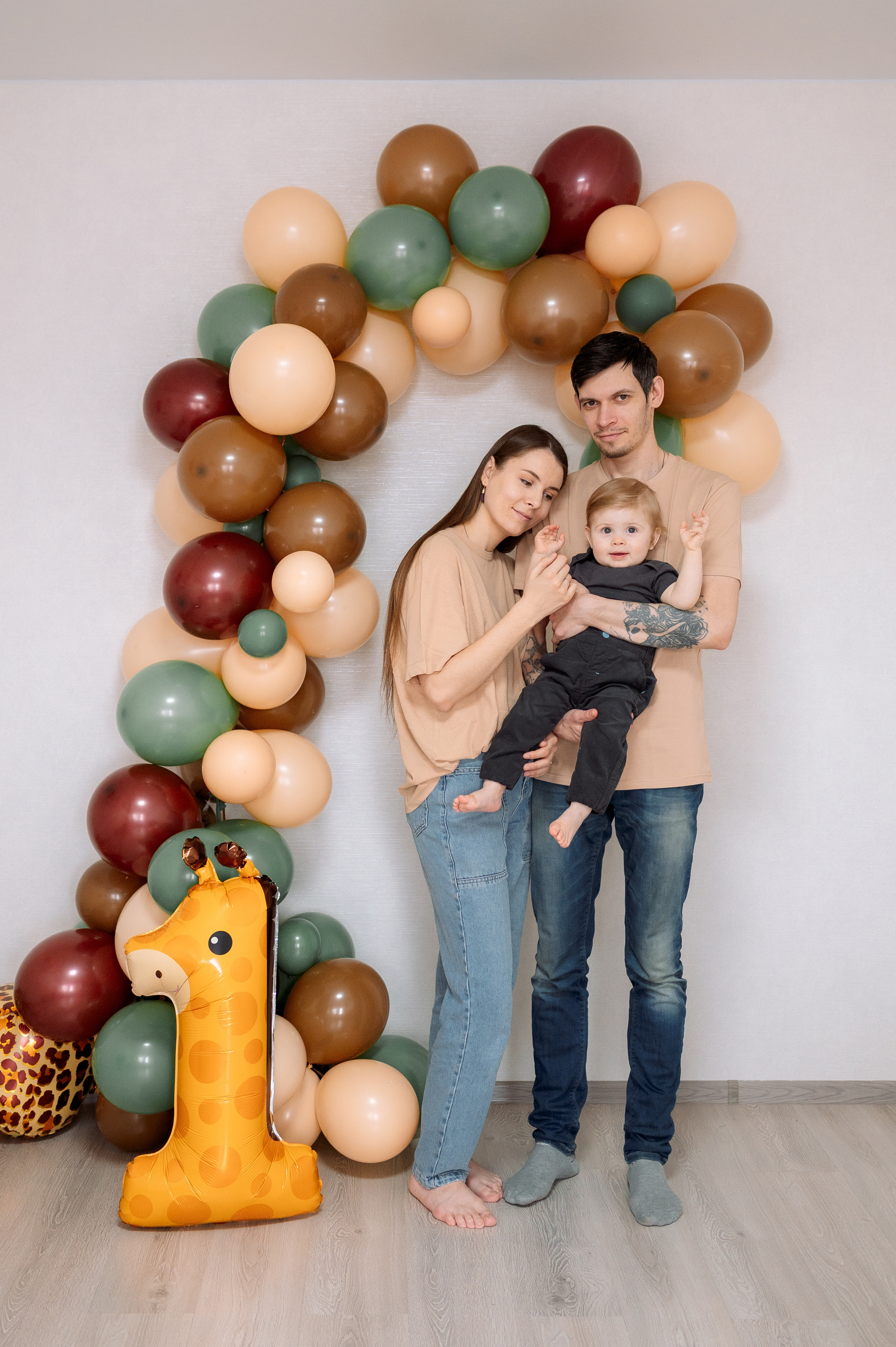 Семейная фотосессия на годик Владислава. Фотограф в Москве и Московской области Таня Яблочкина