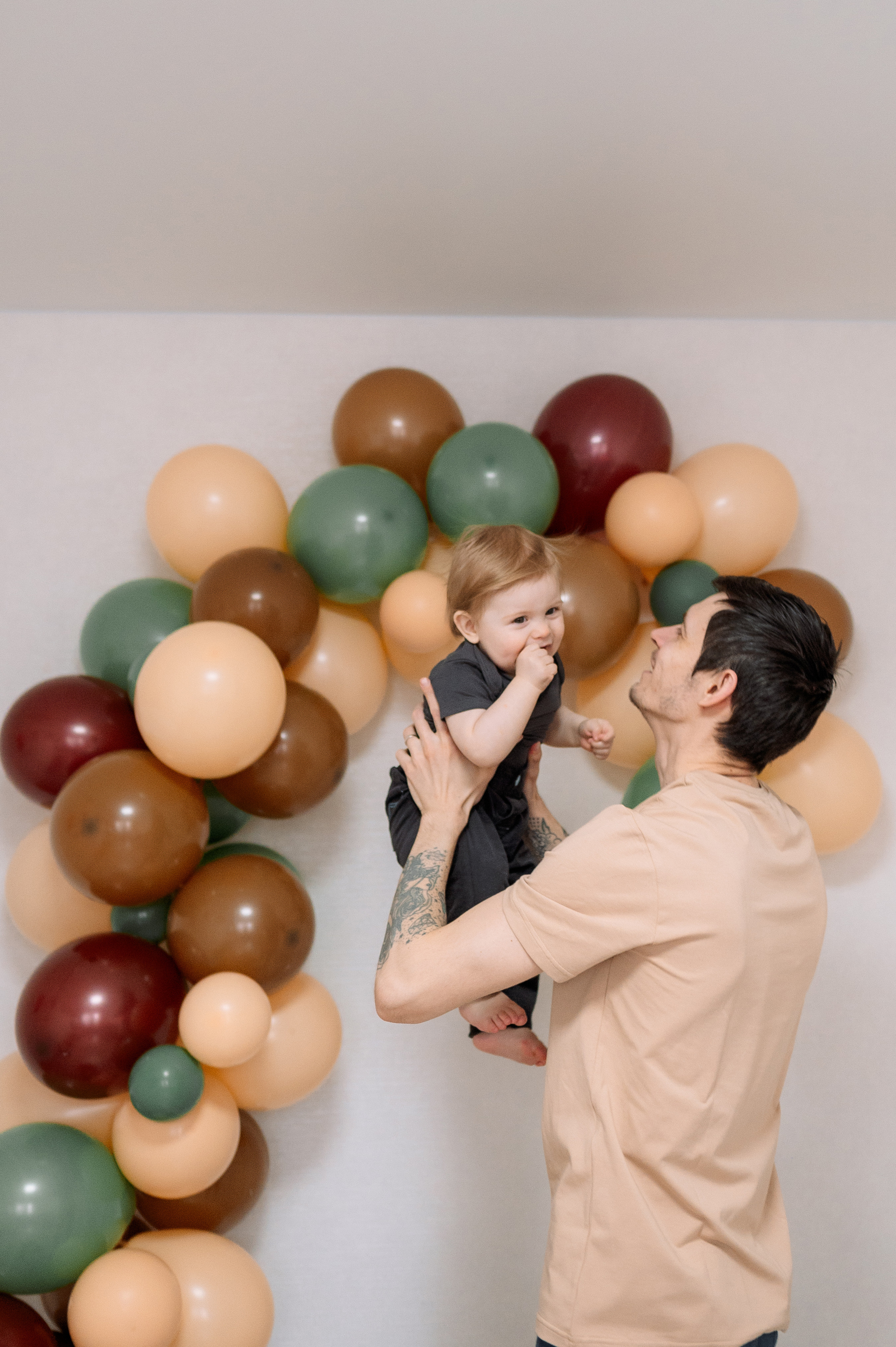 Семейная фотосессия на годик Владислава. Фотограф в Москве и Московской области Таня Яблочкина