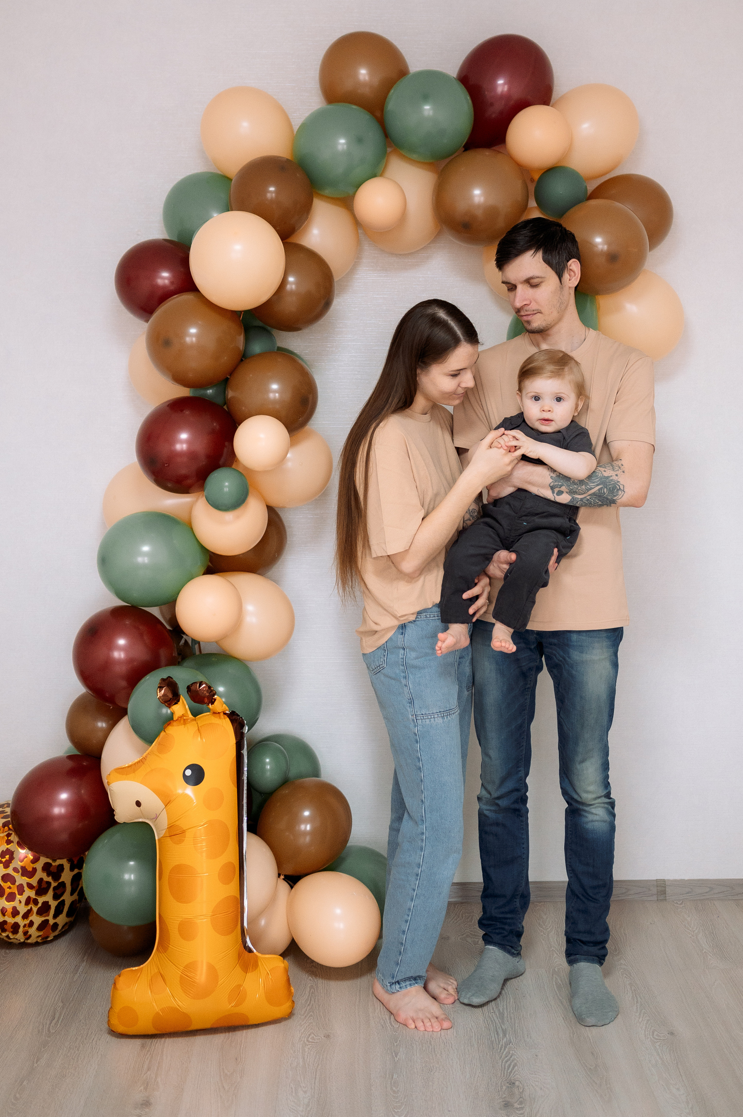 Семейная фотосессия на годик Владислава. Фотограф в Москве и Московской области Таня Яблочкина