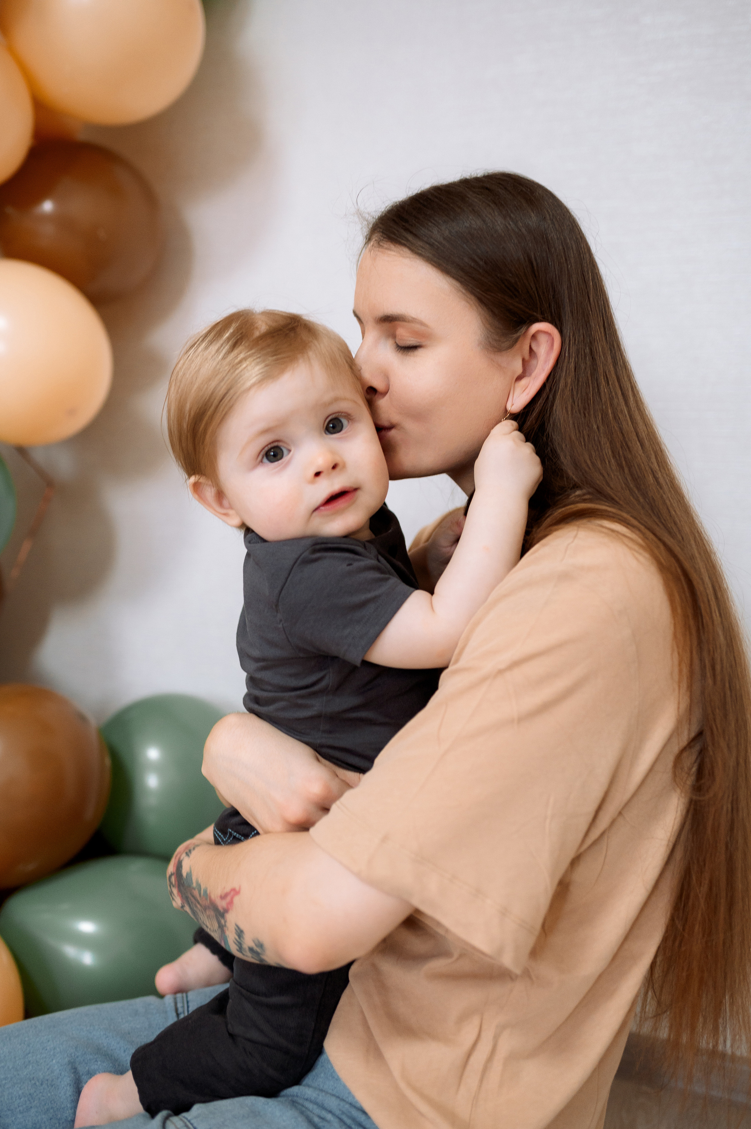 Семейная фотосессия на годик Владислава. Фотограф в Москве и Московской области Таня Яблочкина