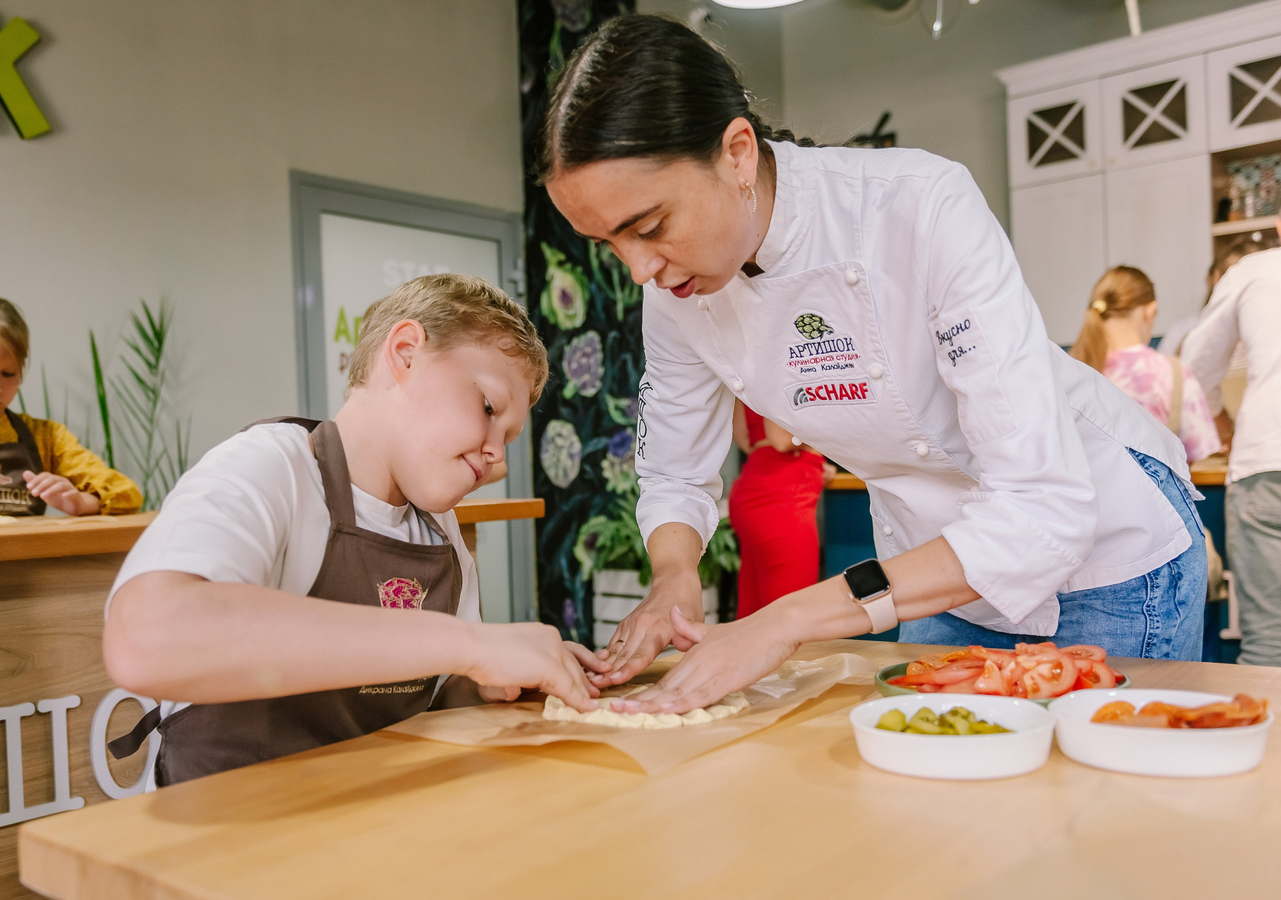 Инклюзивная кухня добра в Артишок 30. 07.35. Детский фотограф, семейный фотограф и репортажи в Кемерово