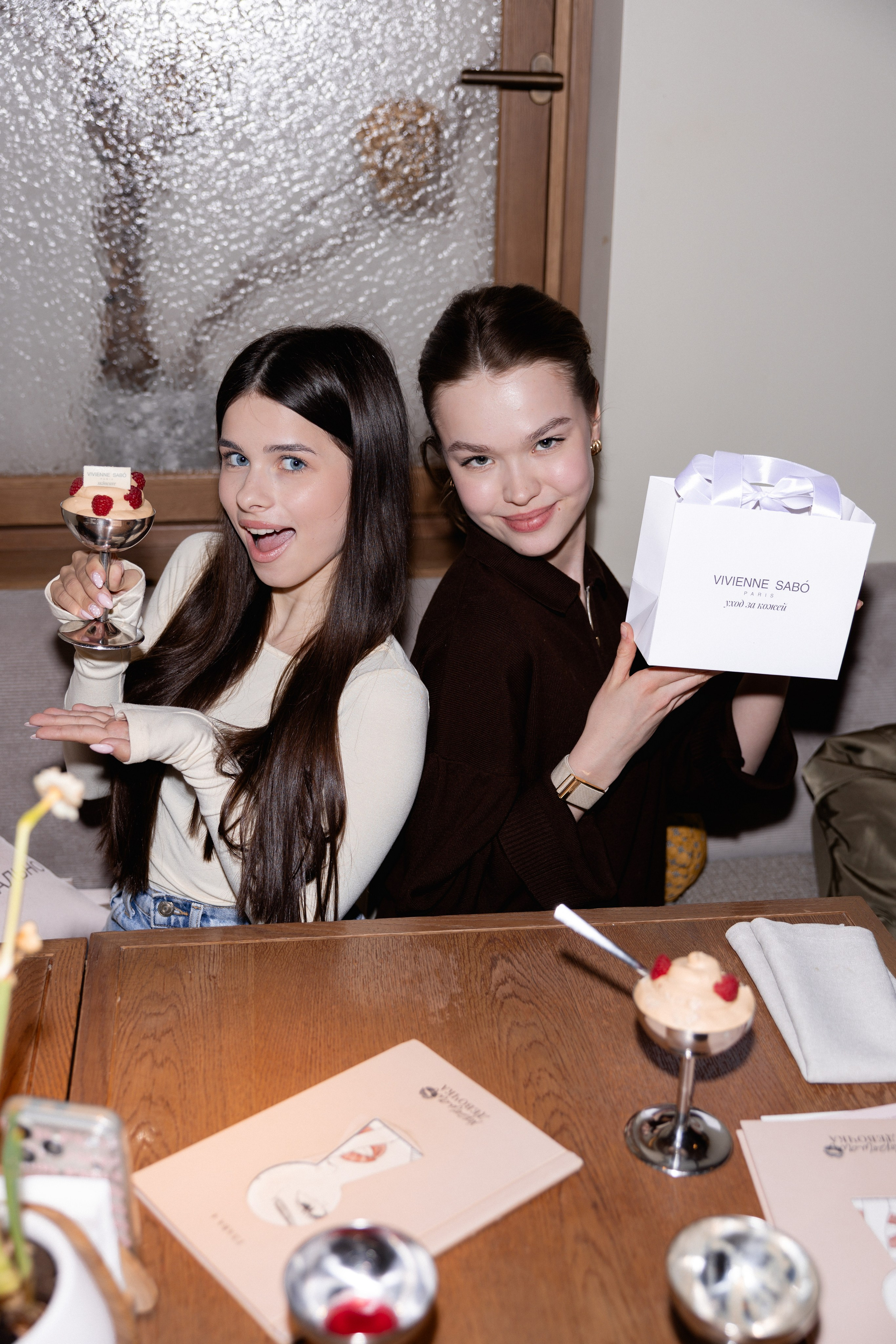 VIVIENNE SABO & ХОРОШАЯ ДЕВОЧКА. Репортажный фотограф Сурков Артем Москва