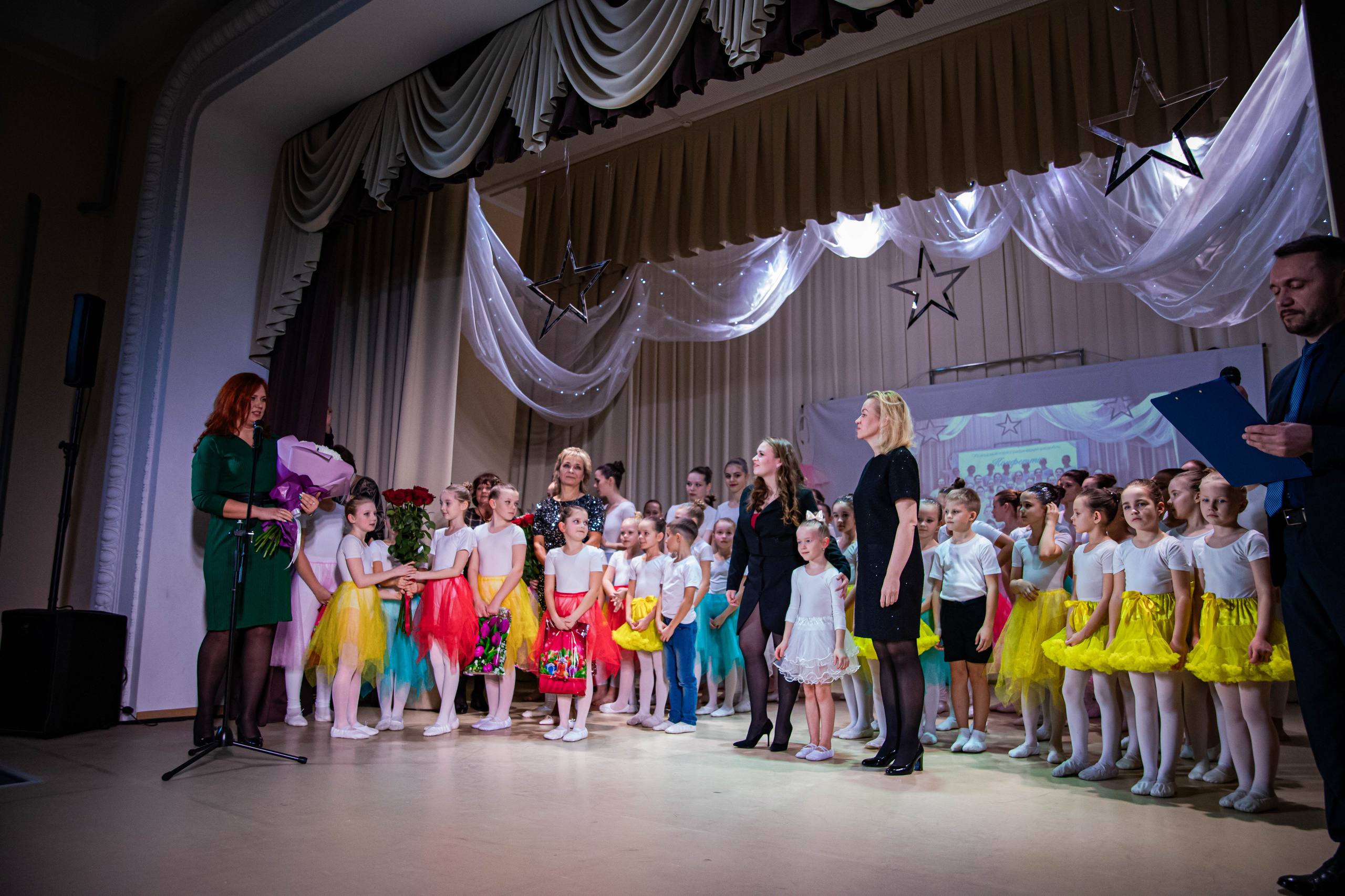 «Конфетти» Юбилейный концерт «Твори Добро». Фотограф Дарья Маташкова