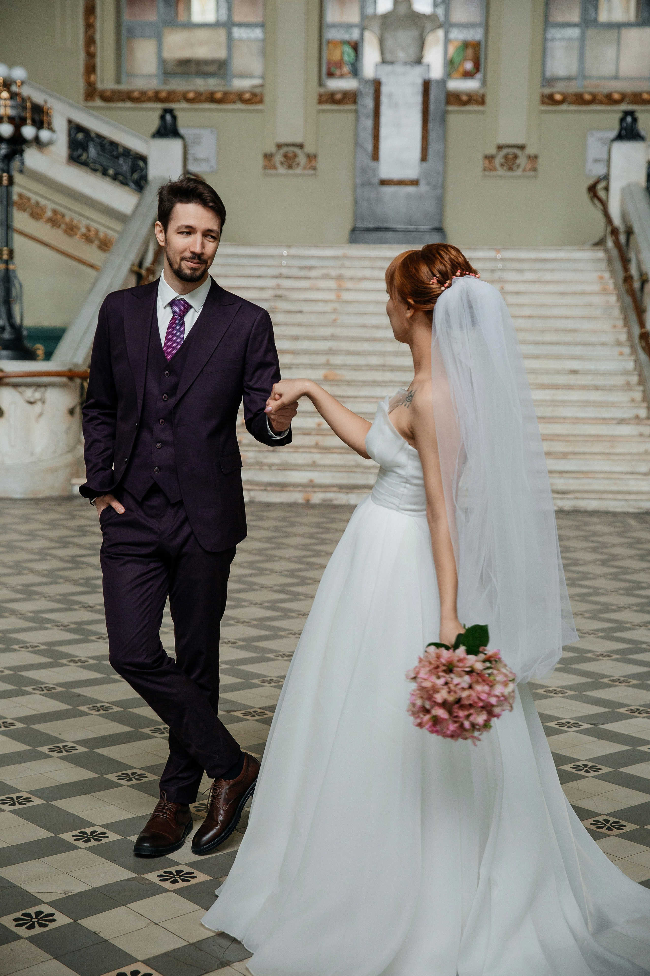 Первый ЗАГС и Фотосессия на Витебском в апреле. Свадебный фотограф в Санкт-Петербурге Вика Стукачева