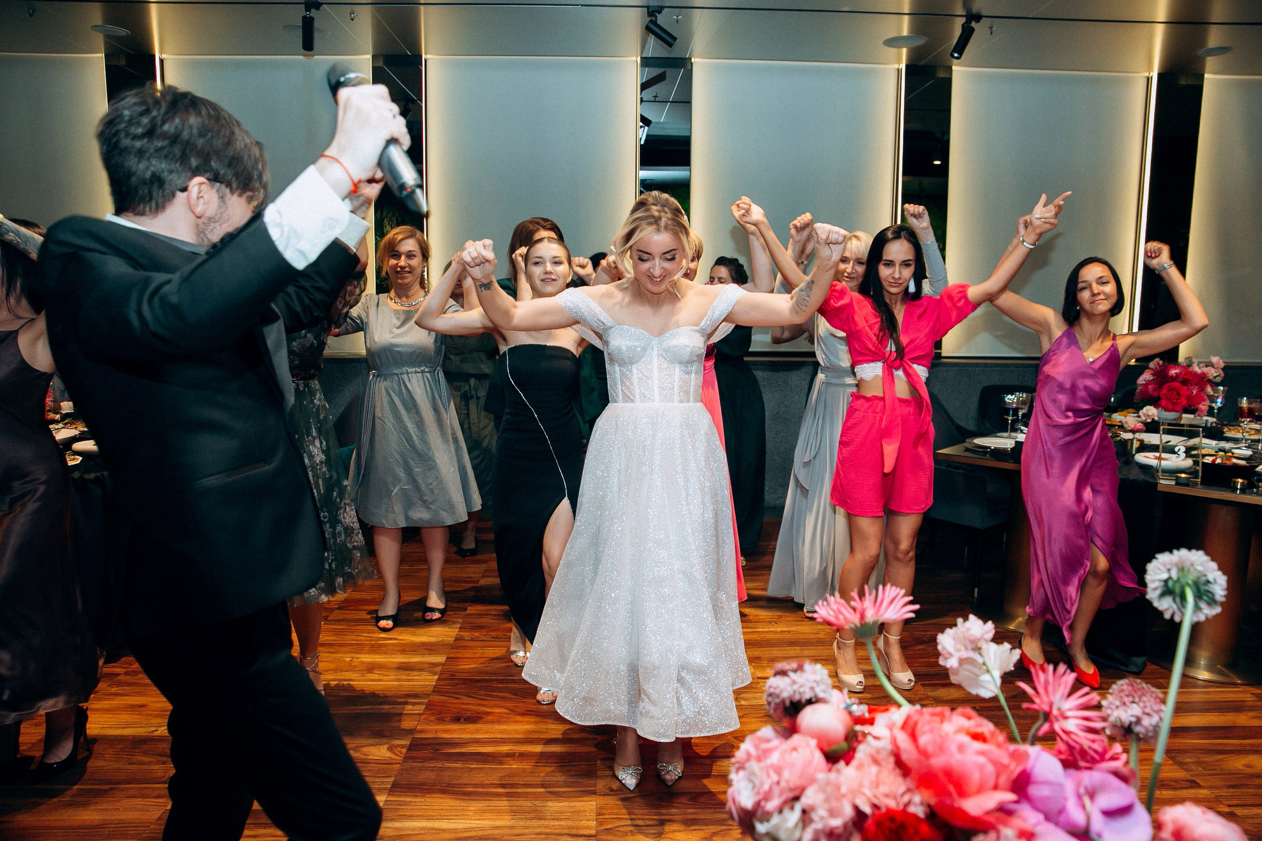 Неоновая свадьба. Свадебный фотограф в Санкт-Петербурге Вика Стукачева