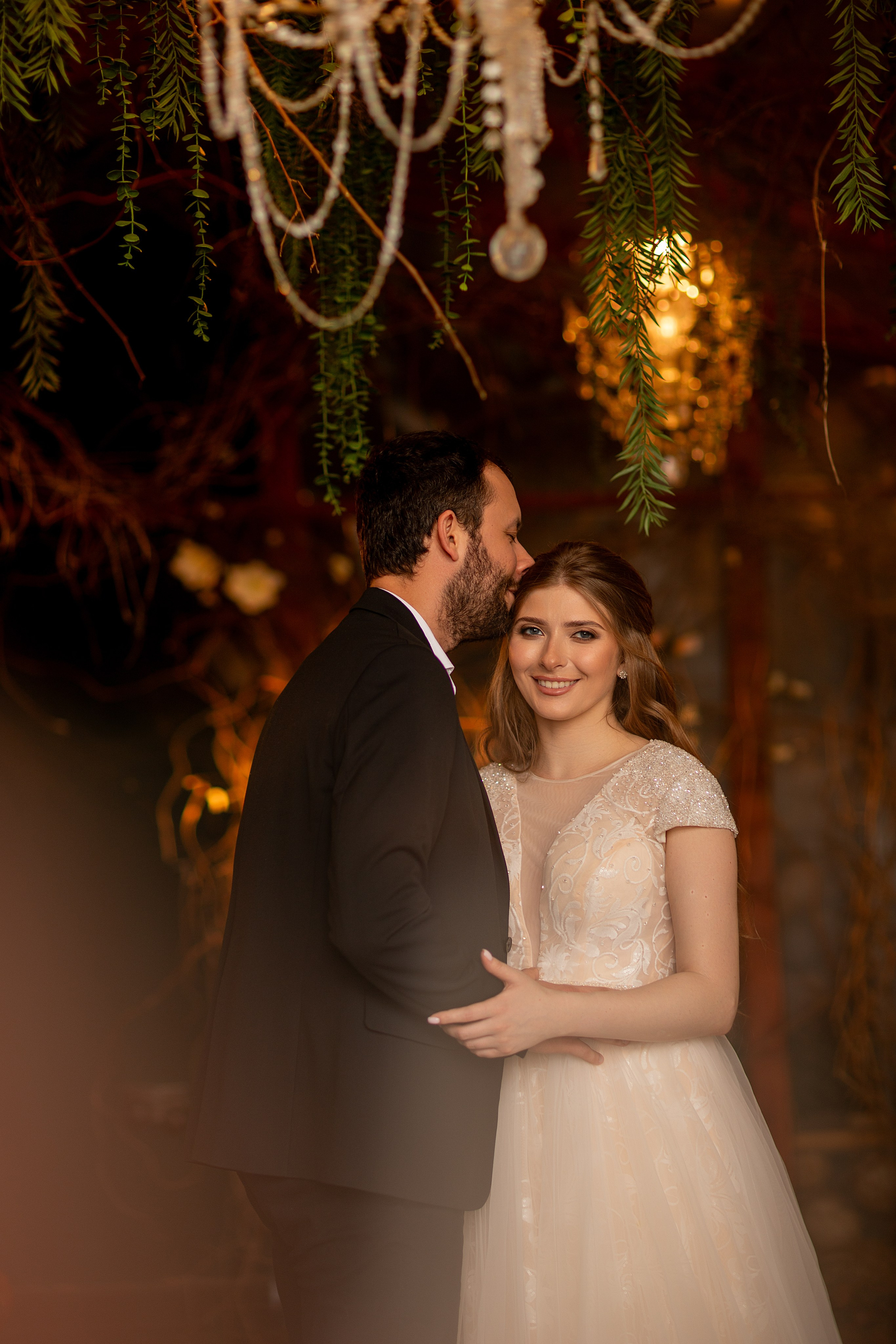 Свадебная история в фотозале Теплица. Семейный и индивидуальный фотограф в Ростове-на-Дону