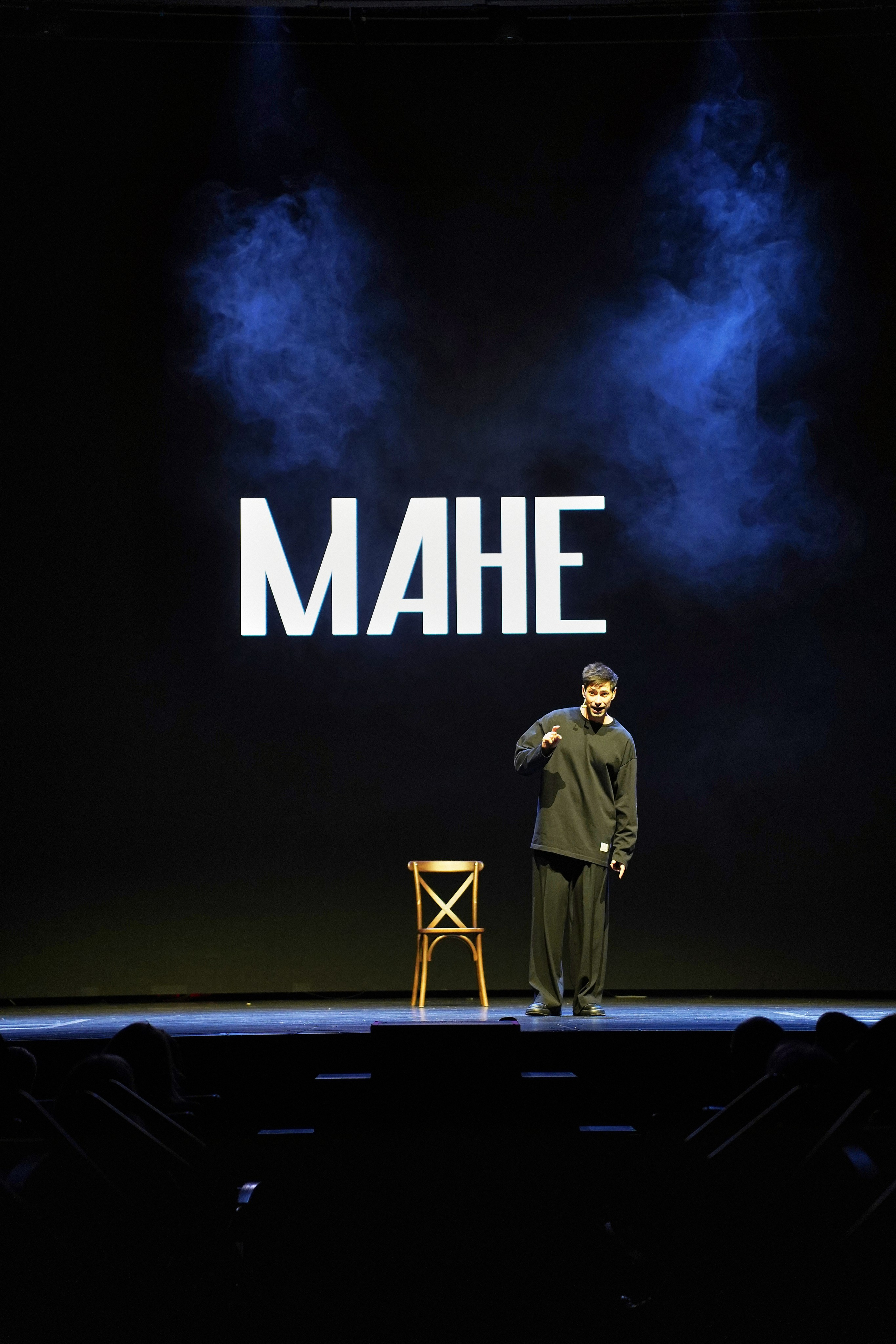 Спектакль МАНЕ. Фотограф