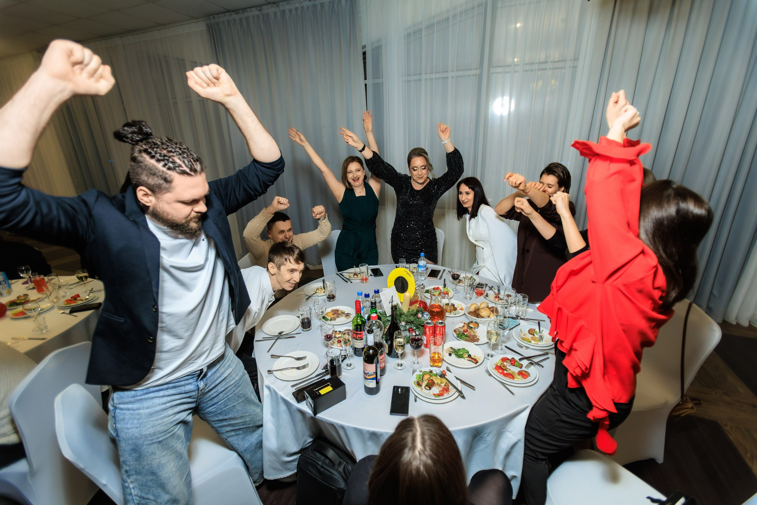Слон электроникс | Новогодний корпоратив. Репортажный фотограф Екатеринбург | Яркий, качественный репортаж | Концерты, клубы, репортаж, праздники, корпоративы