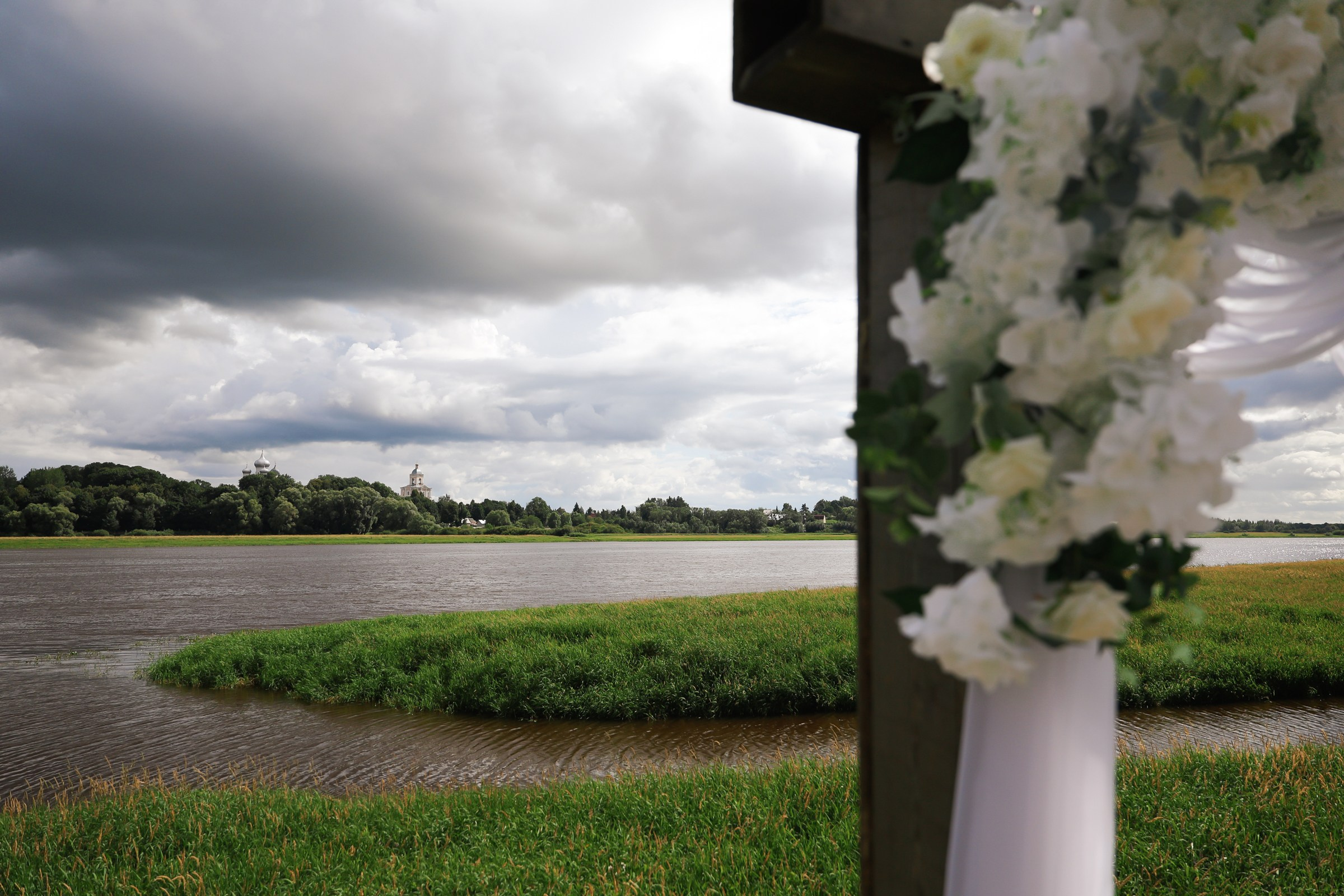 Михаил и Ирина. 2024. Свадебный фотограф Великий Новгород Станислав Кособудский