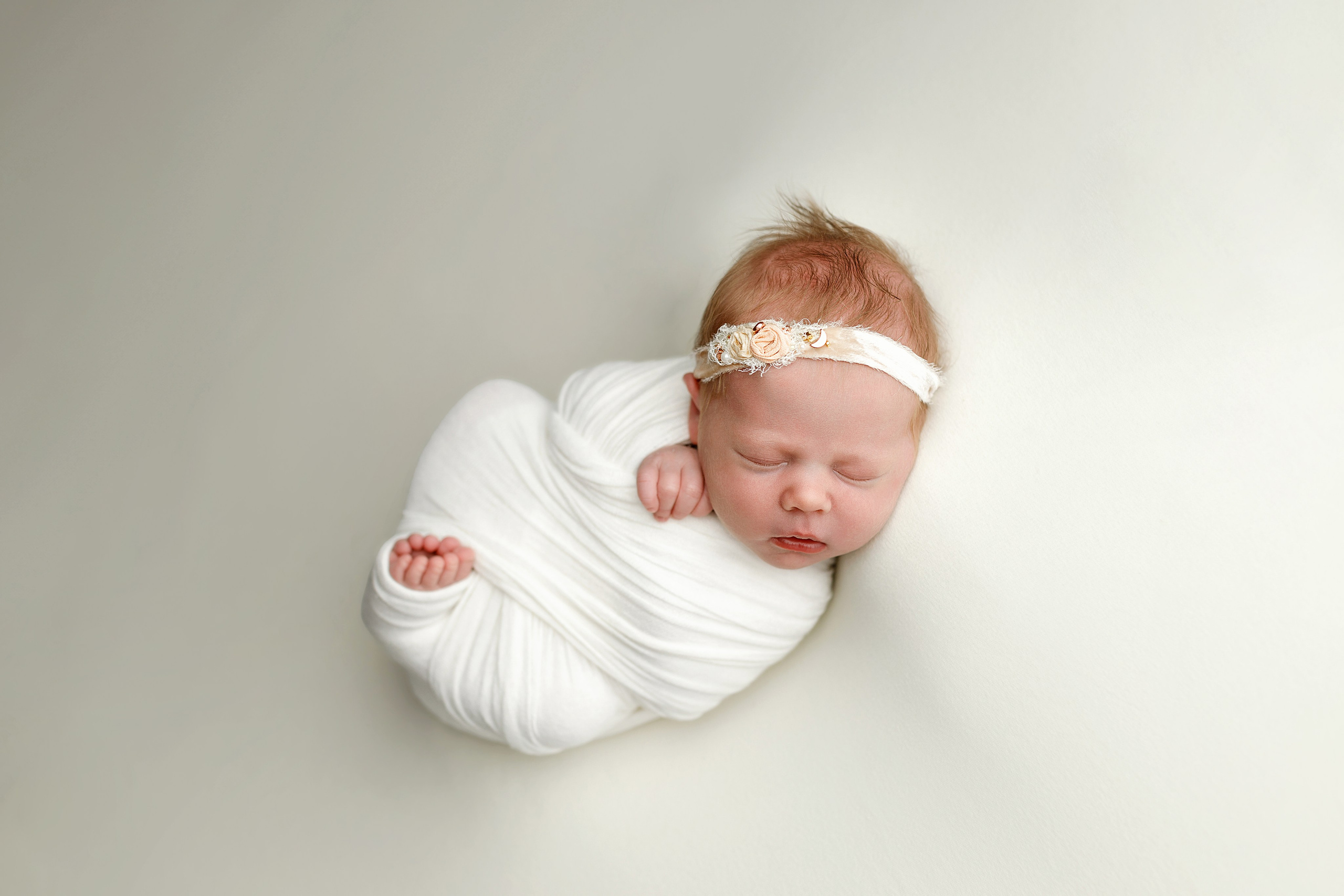 Новорожденные. Фотограф новорожденных и беременности в Минске