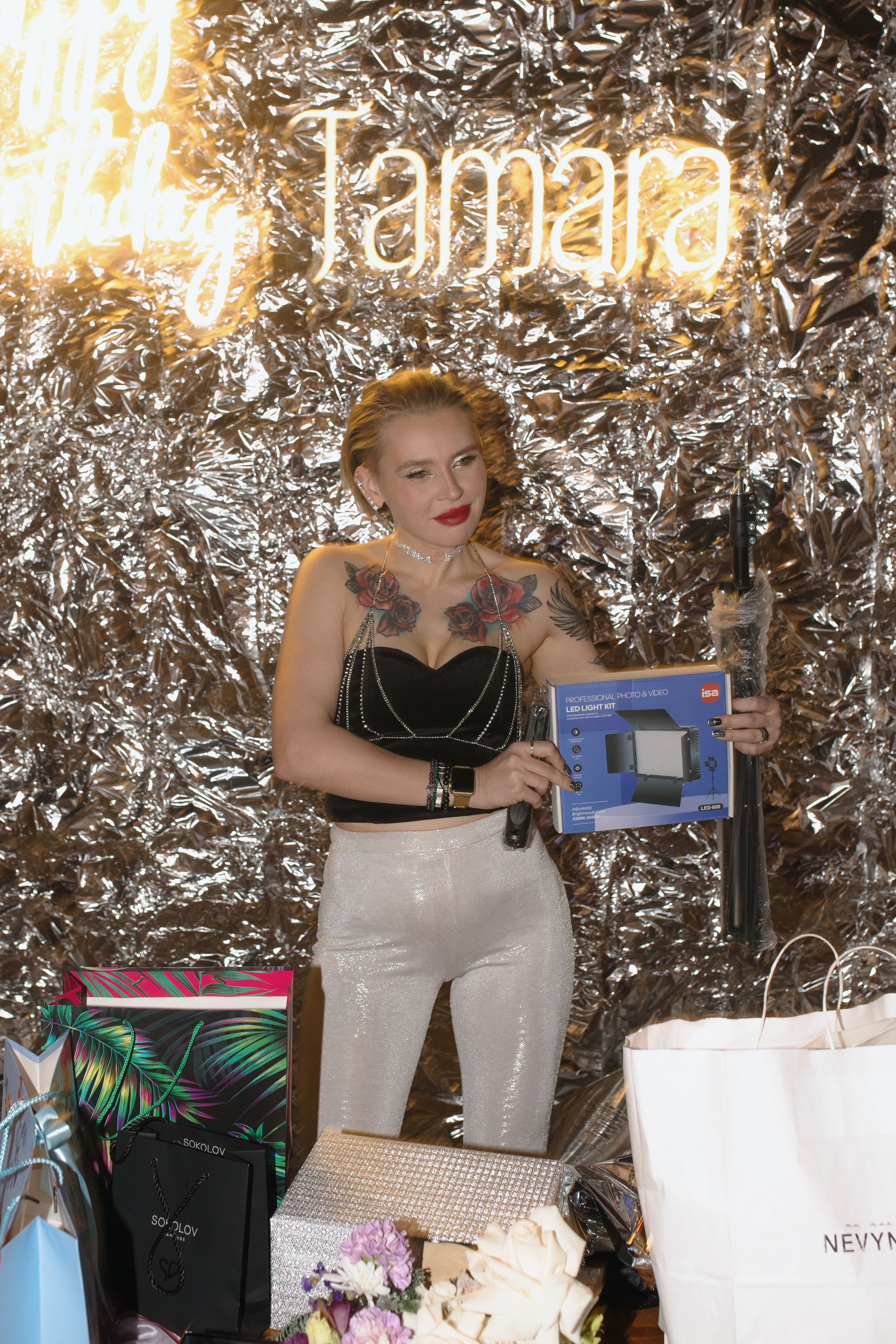 День рождения Томы — Let`s Talk Bar. Свадебный фотограф Екатеринбург/Челябинск — Любовь Волохова