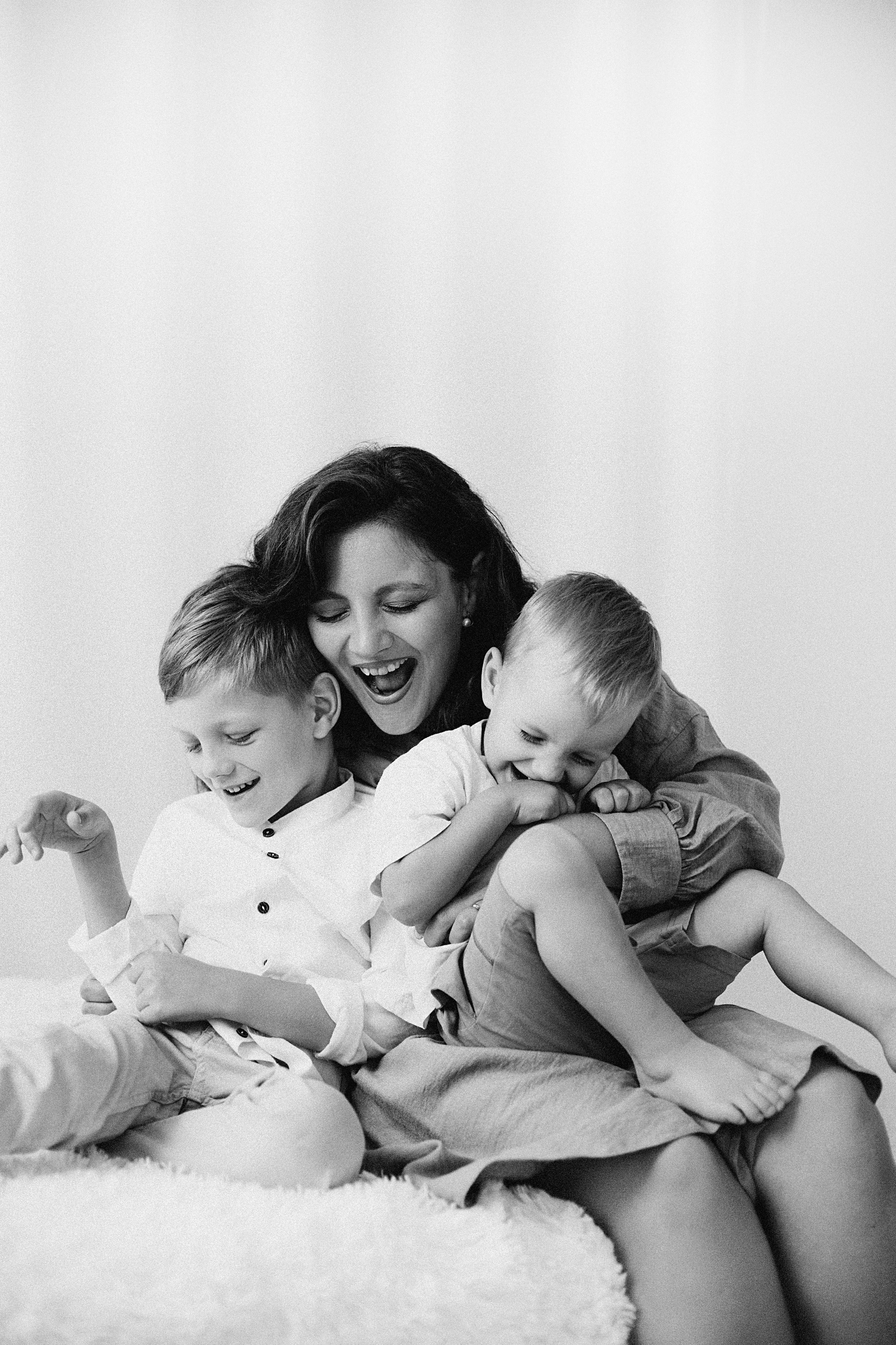 Ангелина и мальчики. Репортажный и детский фотограф в Минске