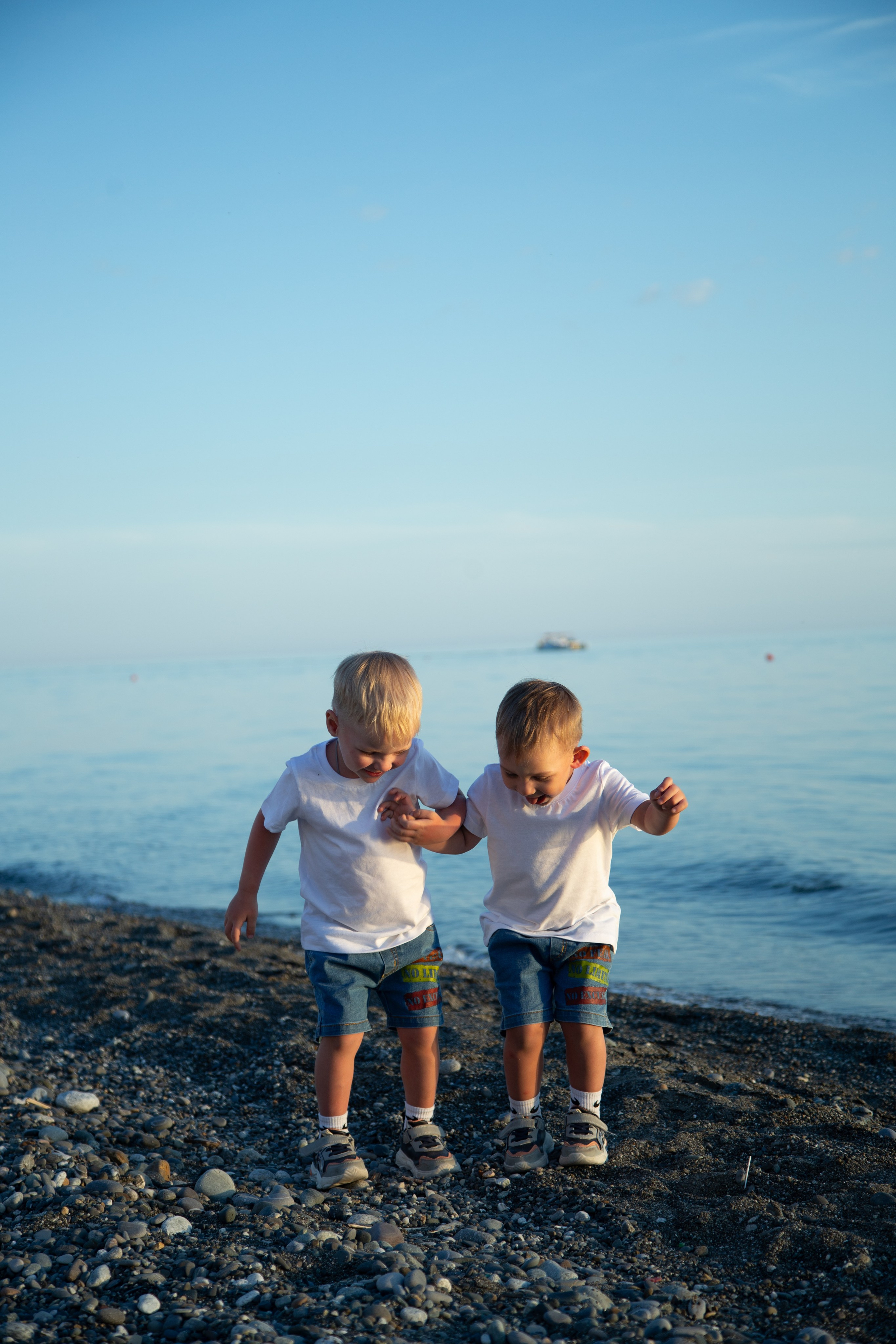 Закатная прогулка у моря. Семейный фотограф в Сочи, Лоо, Дагомысе, Вардане Кучумова Олеся