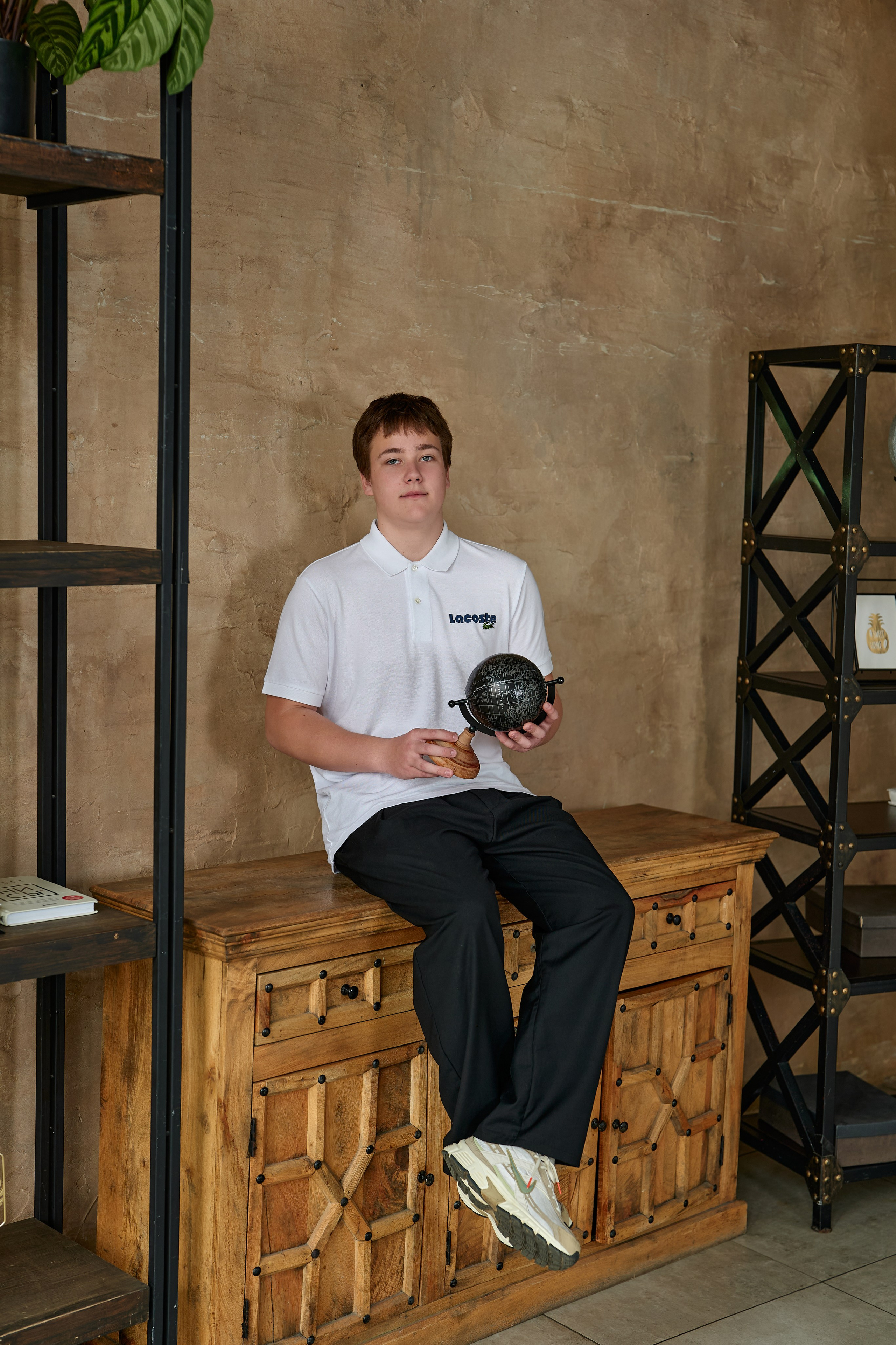 Пример фото выпускников в студии. Детский и семейный фотограф г. Москва Оксана Катаджи