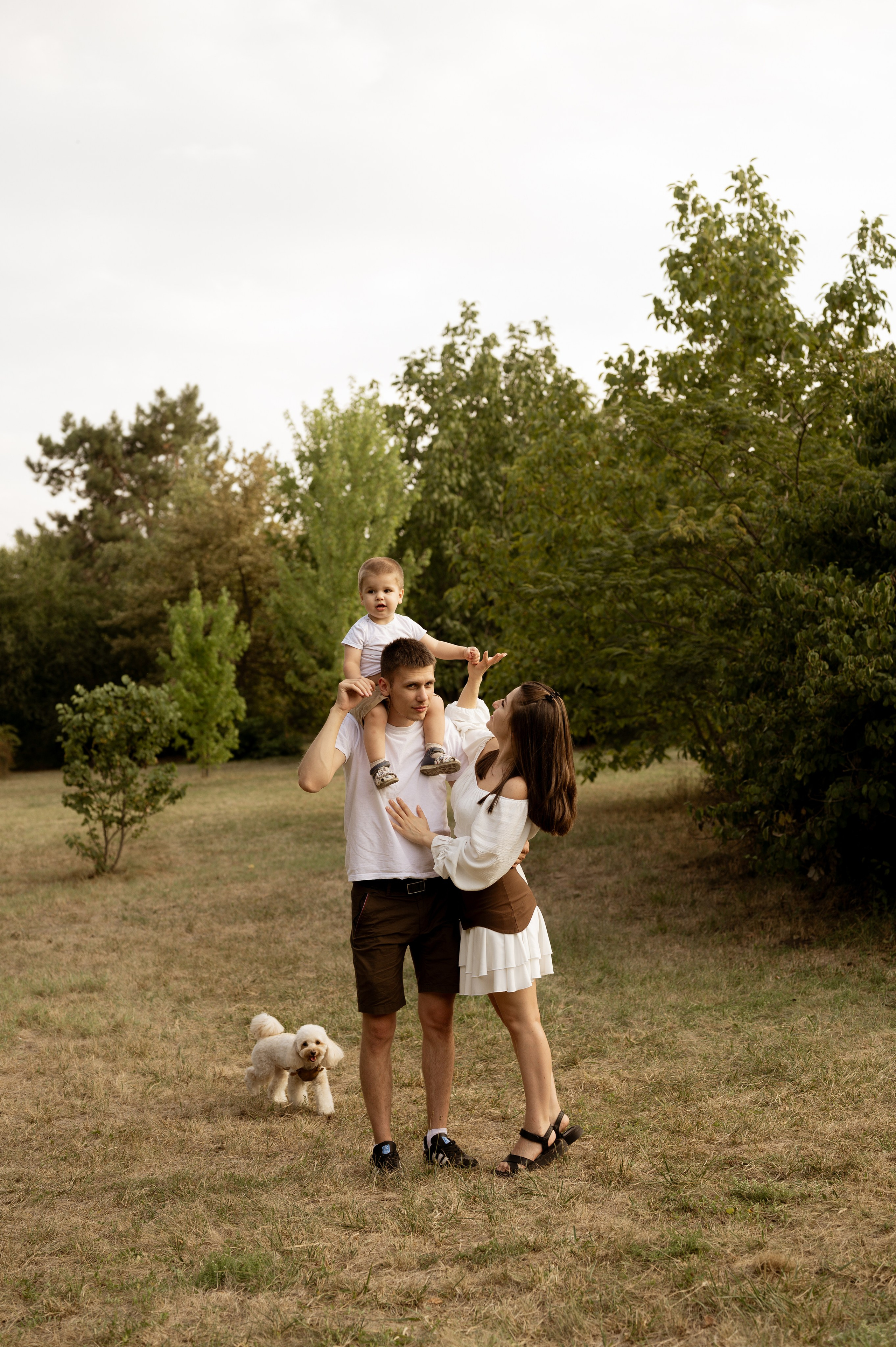 Летняя семейная фотосессия в парке. Свадебный и семейный фотограф в Краснодаре Алина Мельник