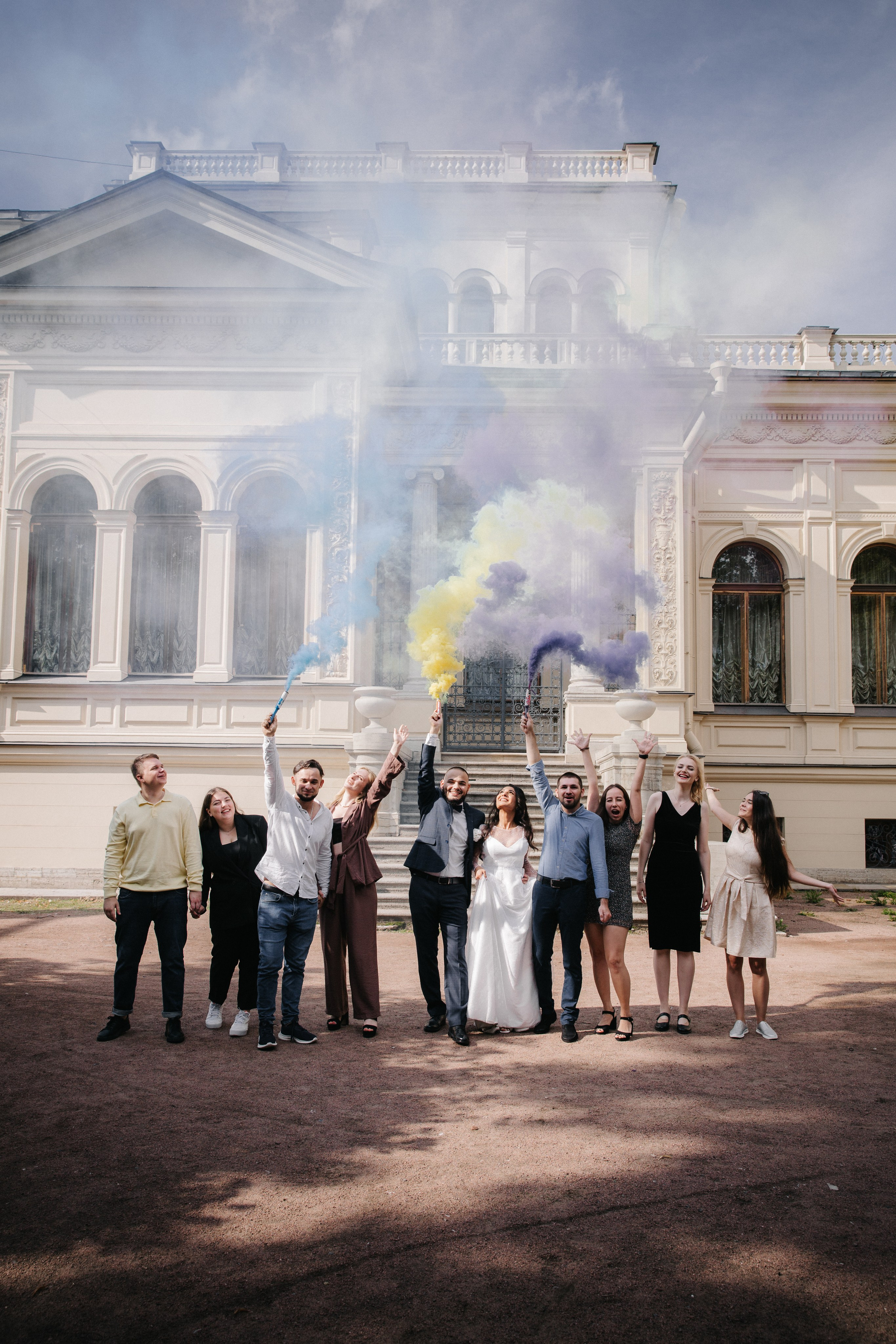 ВЫБОРГСКИЙ ЗАГС | июль, центр. Свадебный фотограф в Санкт-Петербурге Полина Корзухина