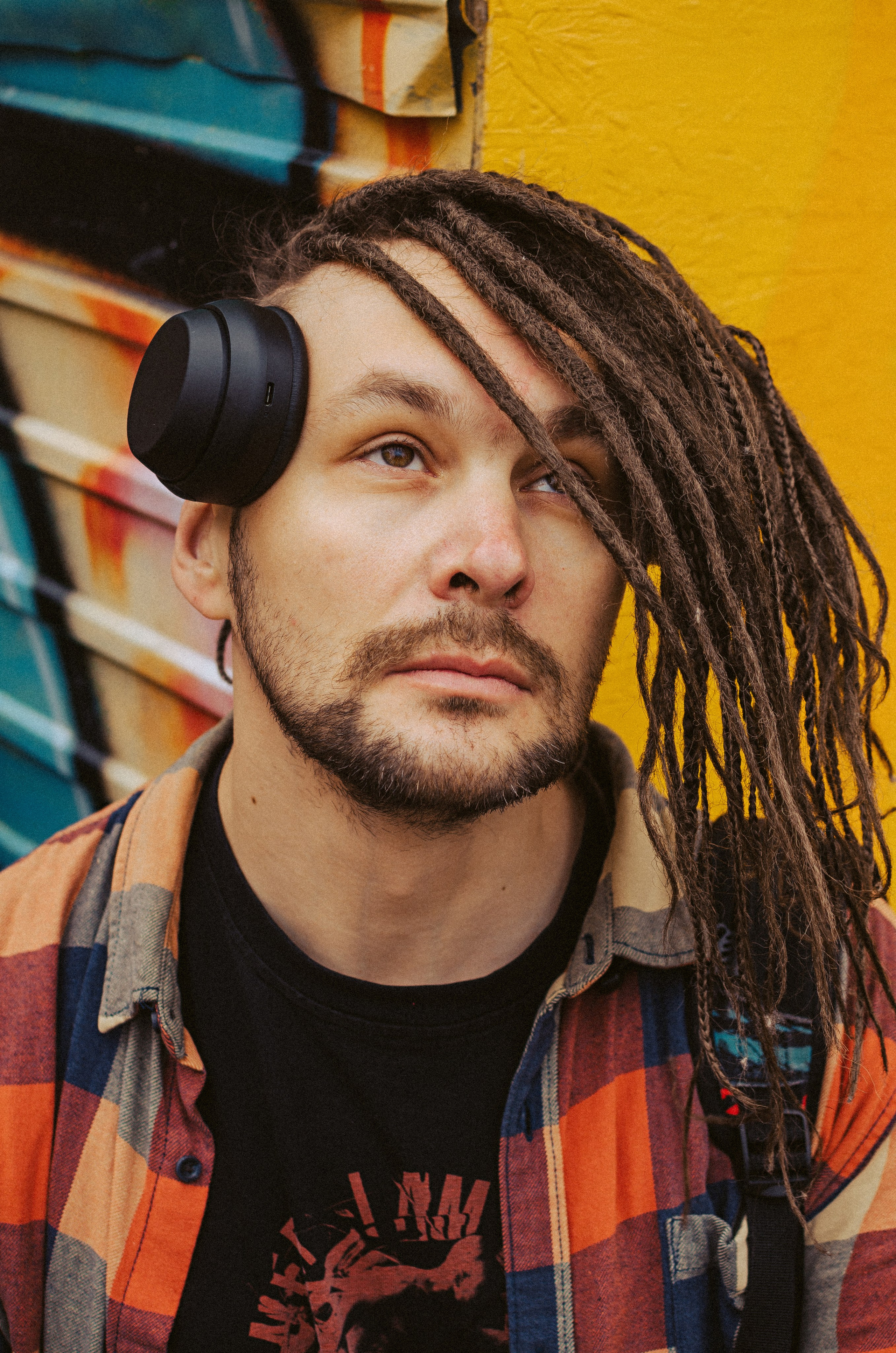 Антон. КВЭЛ — Кто Все Эти Люди