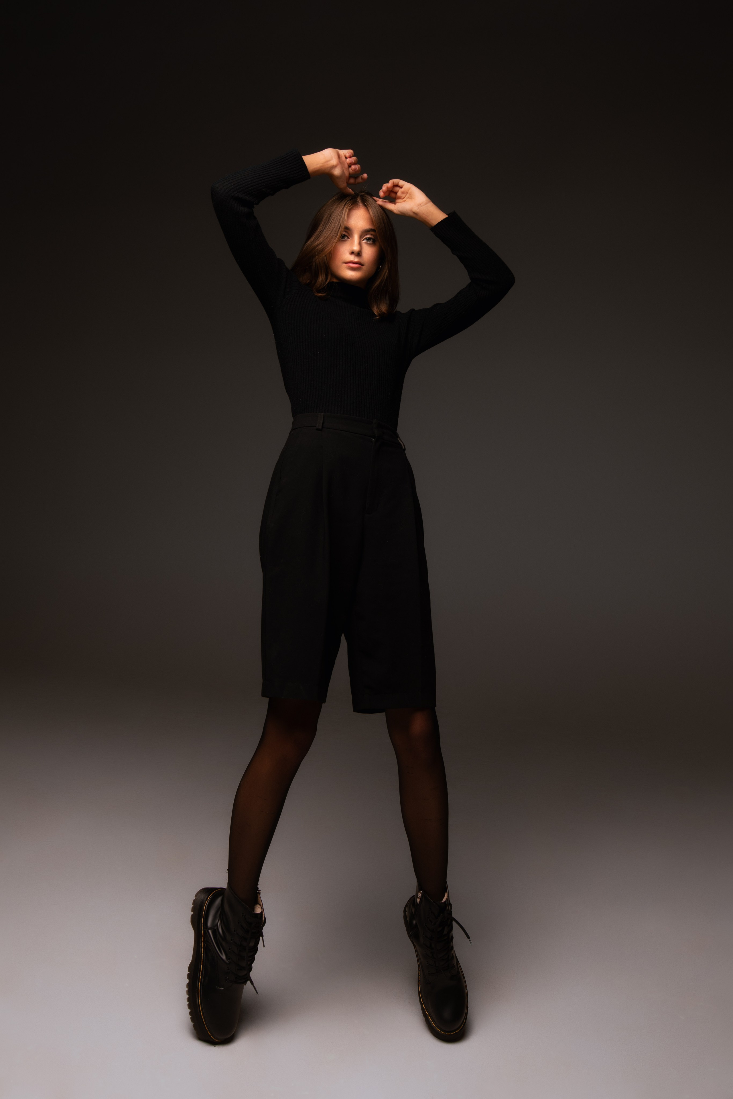 Студийная съемка с Викторией на циклораме в формате для «себя»