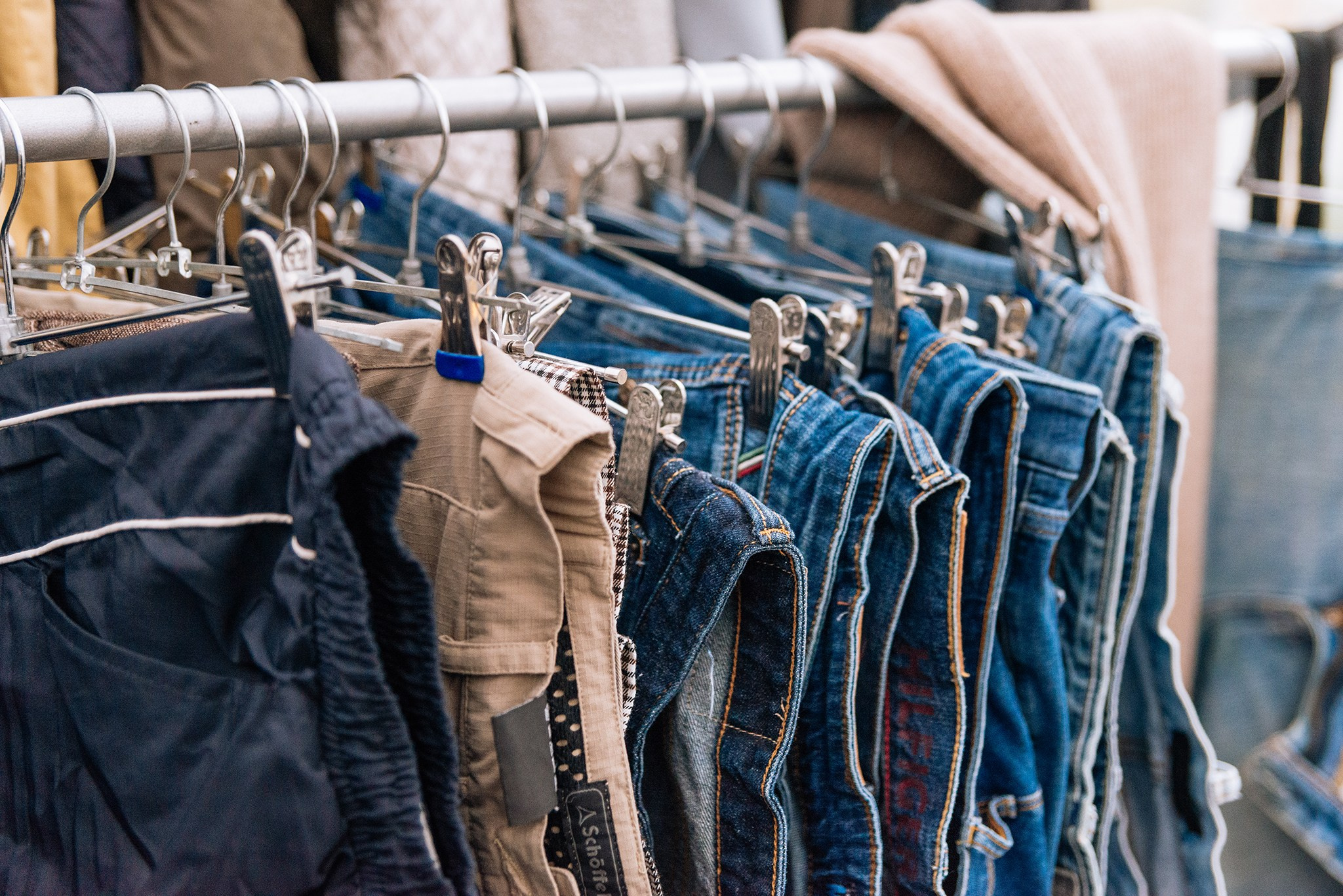 «Уличный магазин» от Ночлежка и «Спасибо!» Сентябрь 25. Репортажный фотограф в Санкт-Петербурге Анастасия Клёпова