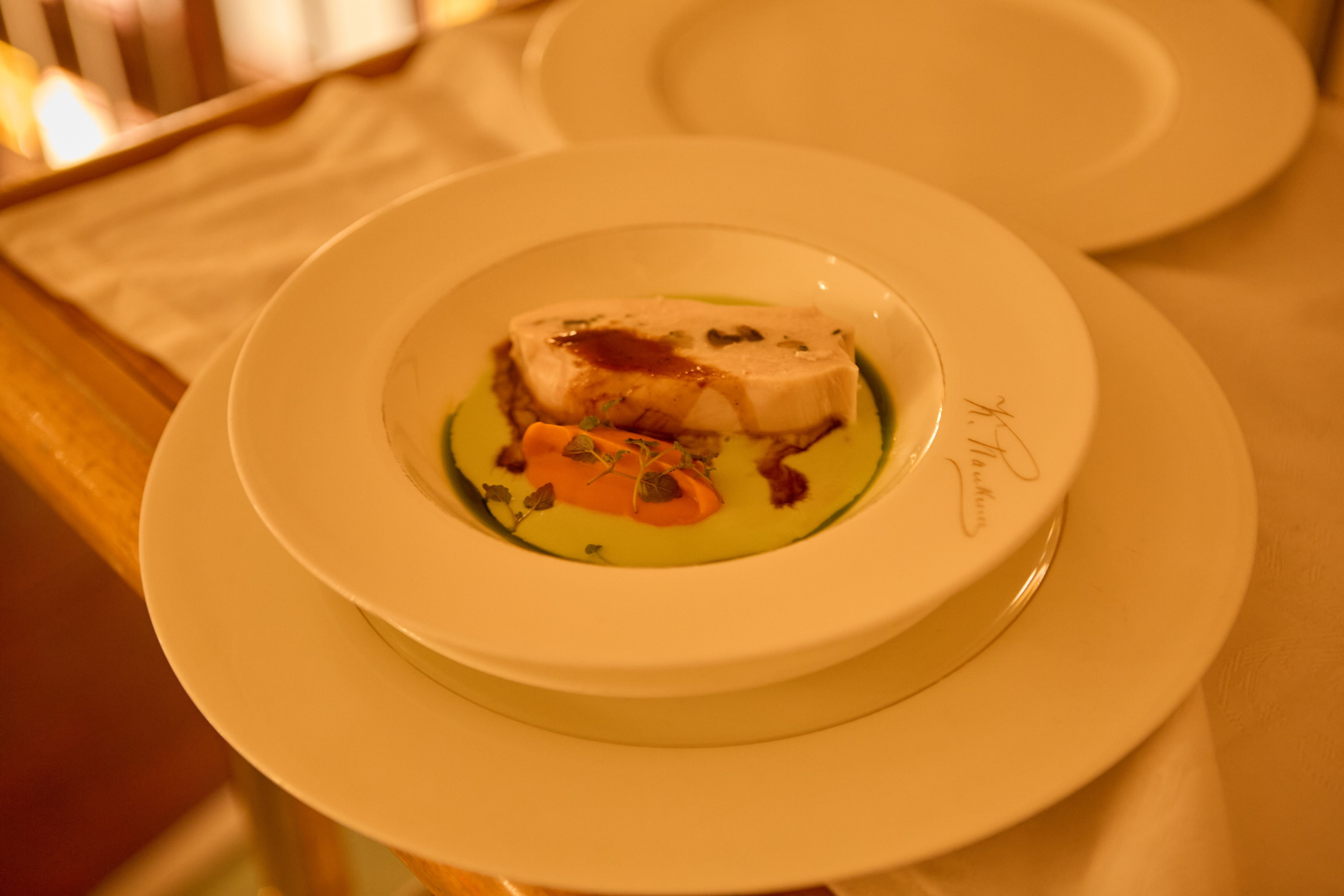 Evening on Nevsky Prospect Street at the Palkin Restaurant. Фотограф в Санкт-Петербурге Владимир Тихомиров