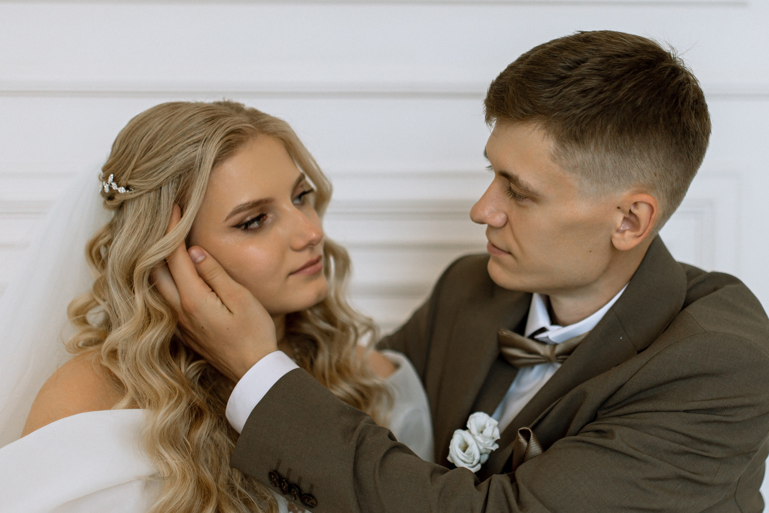 Он, она и весь день любви. Злата и Никита. Свадебный и семейный фотограф в Екатеринбурге Катя Буряк