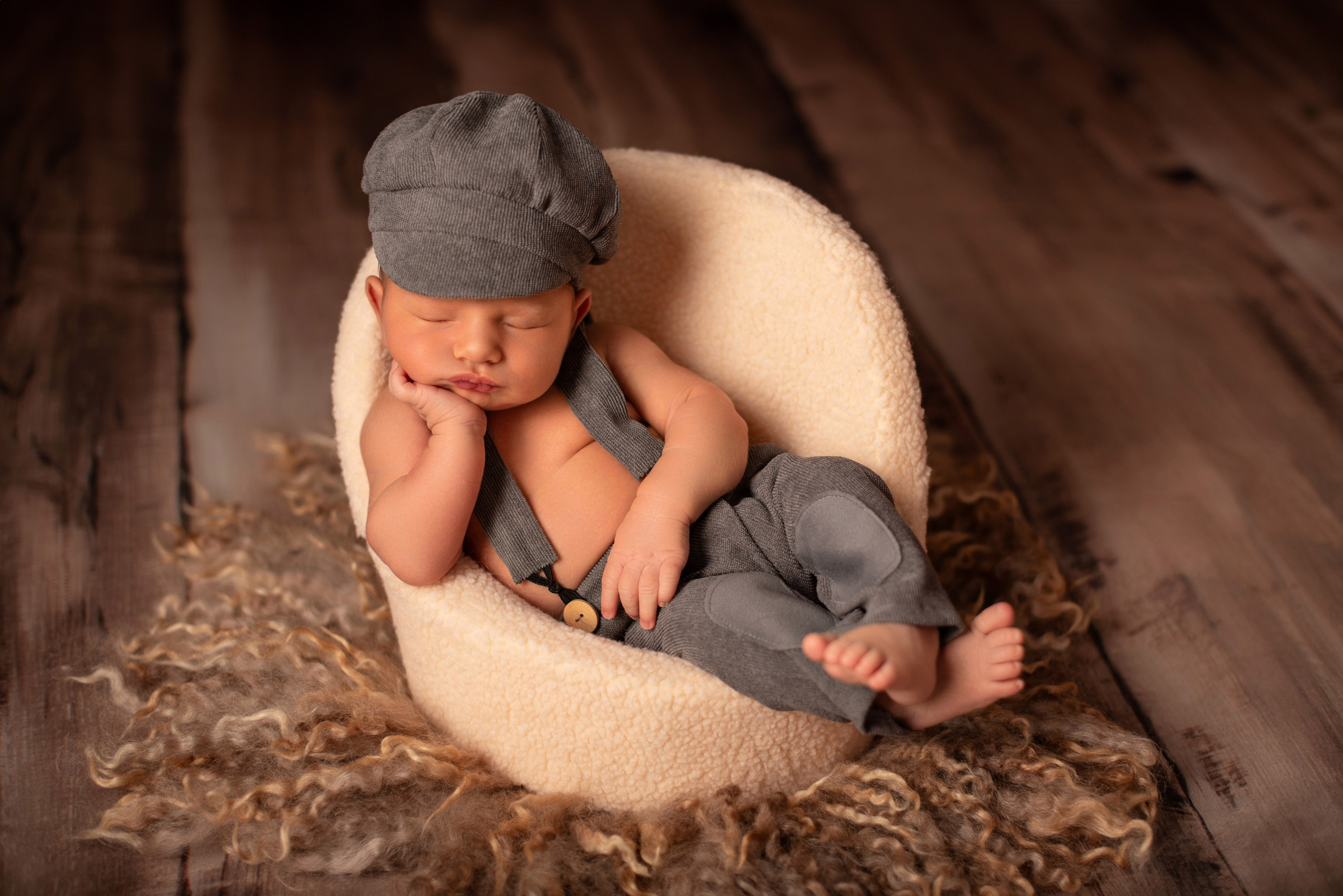 Newborn фотосъёмка. Фотограф новорожденных и беременности Сергиев Посад Усачева Ирина