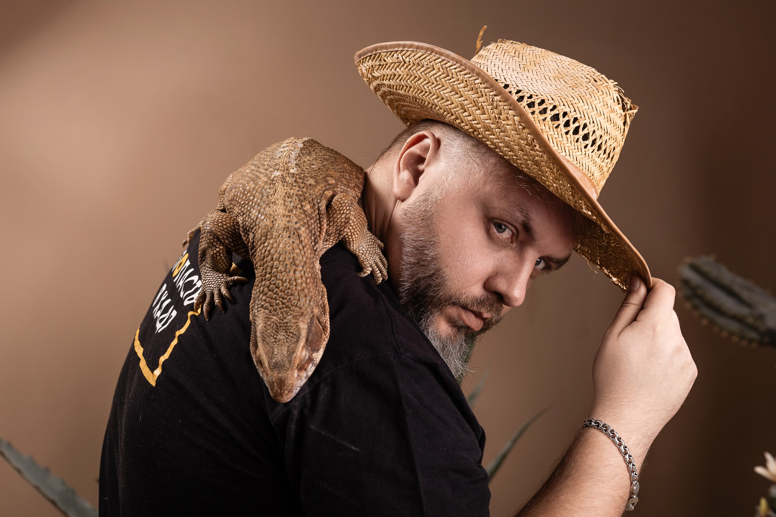 Фотосессия с ящерицами и скорпионами в Восточном стиле. Фотограф в Санкт-Петербурге — Сергей Петров