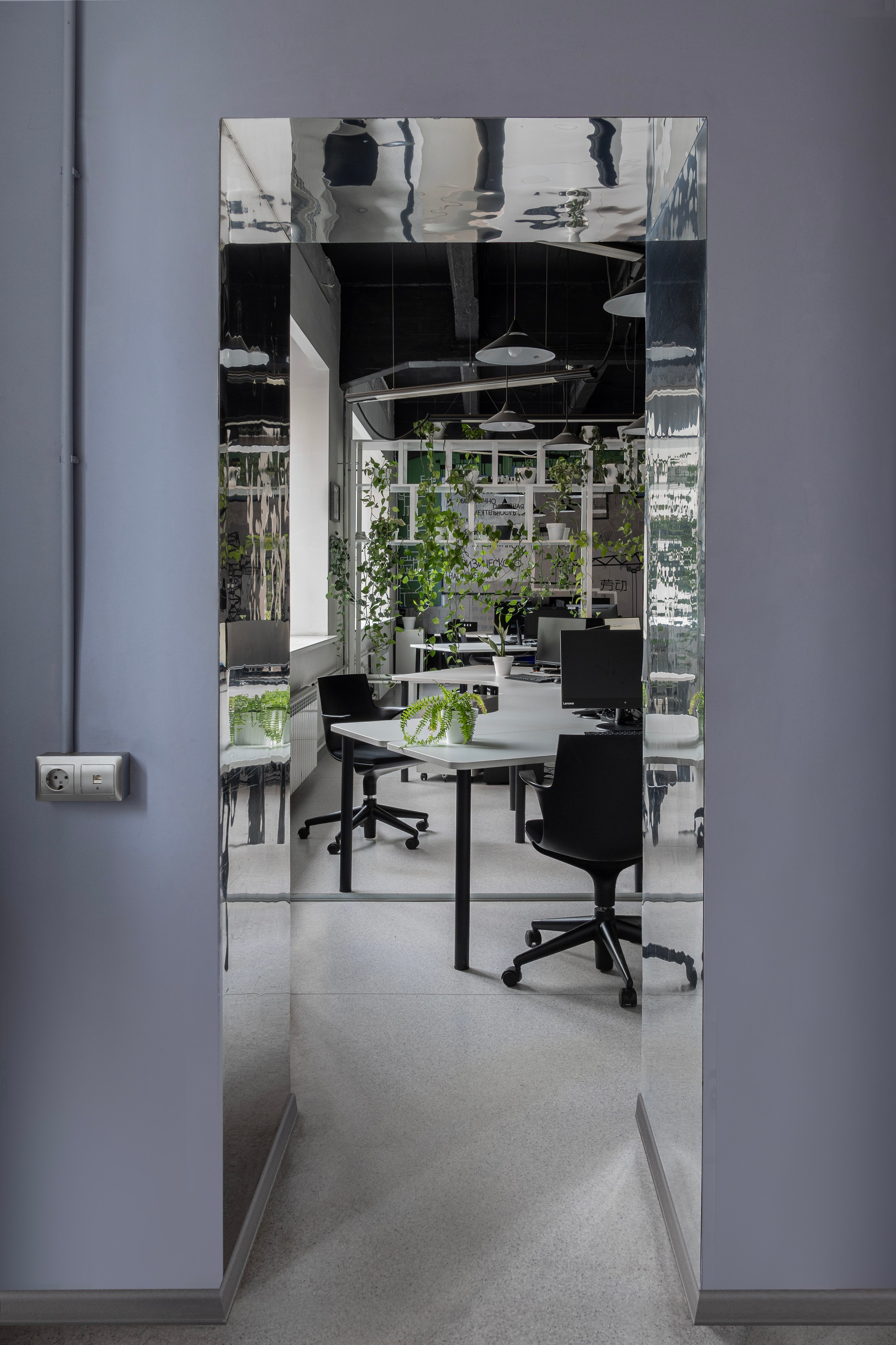 Офис компании Точка дизайна. Интерьерный фотограф Варвара Чеснокова