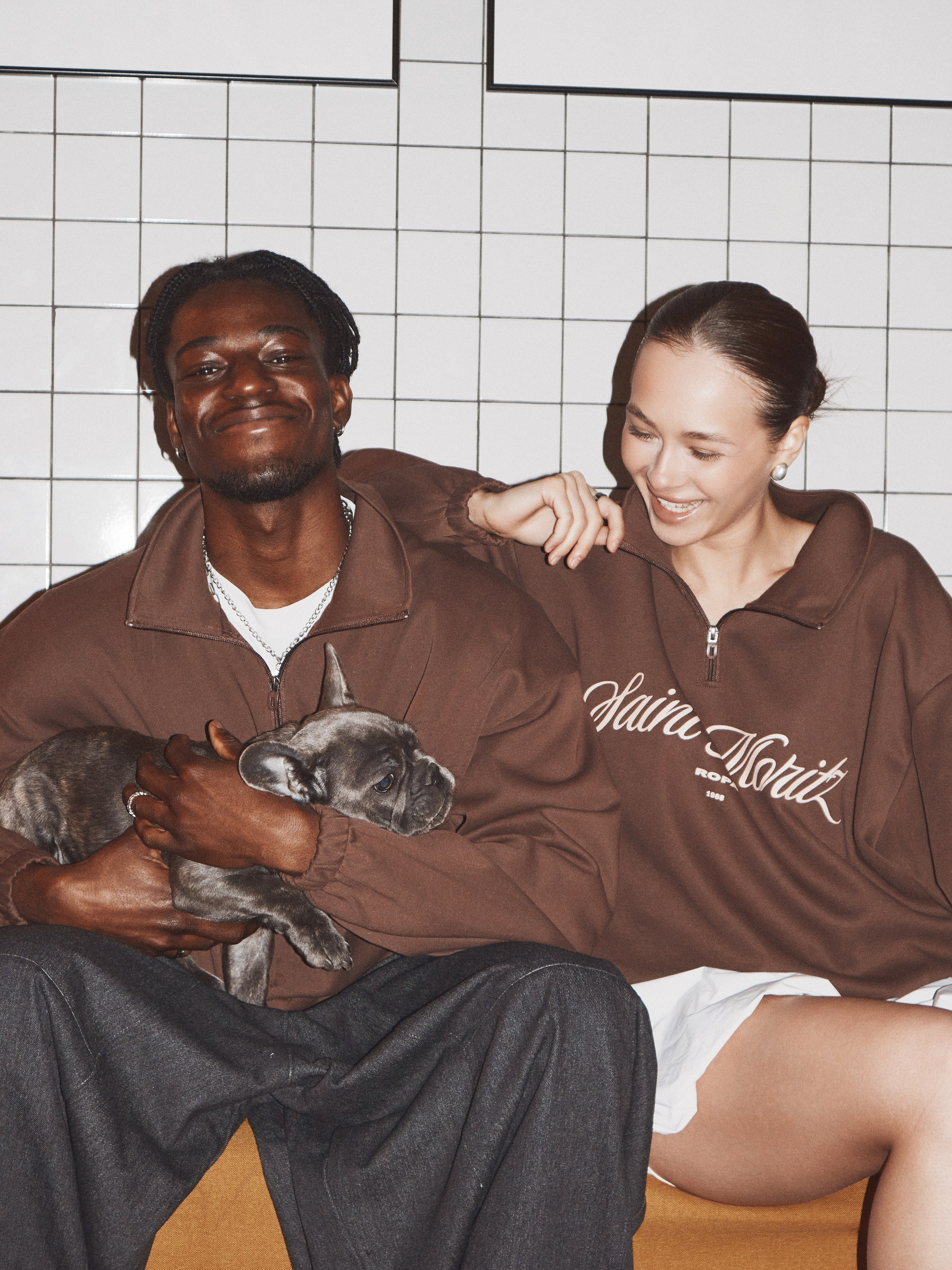 Организация съемки каталога одежды с примеркой на разных типах фигур для на маркетплейсах из Москвы