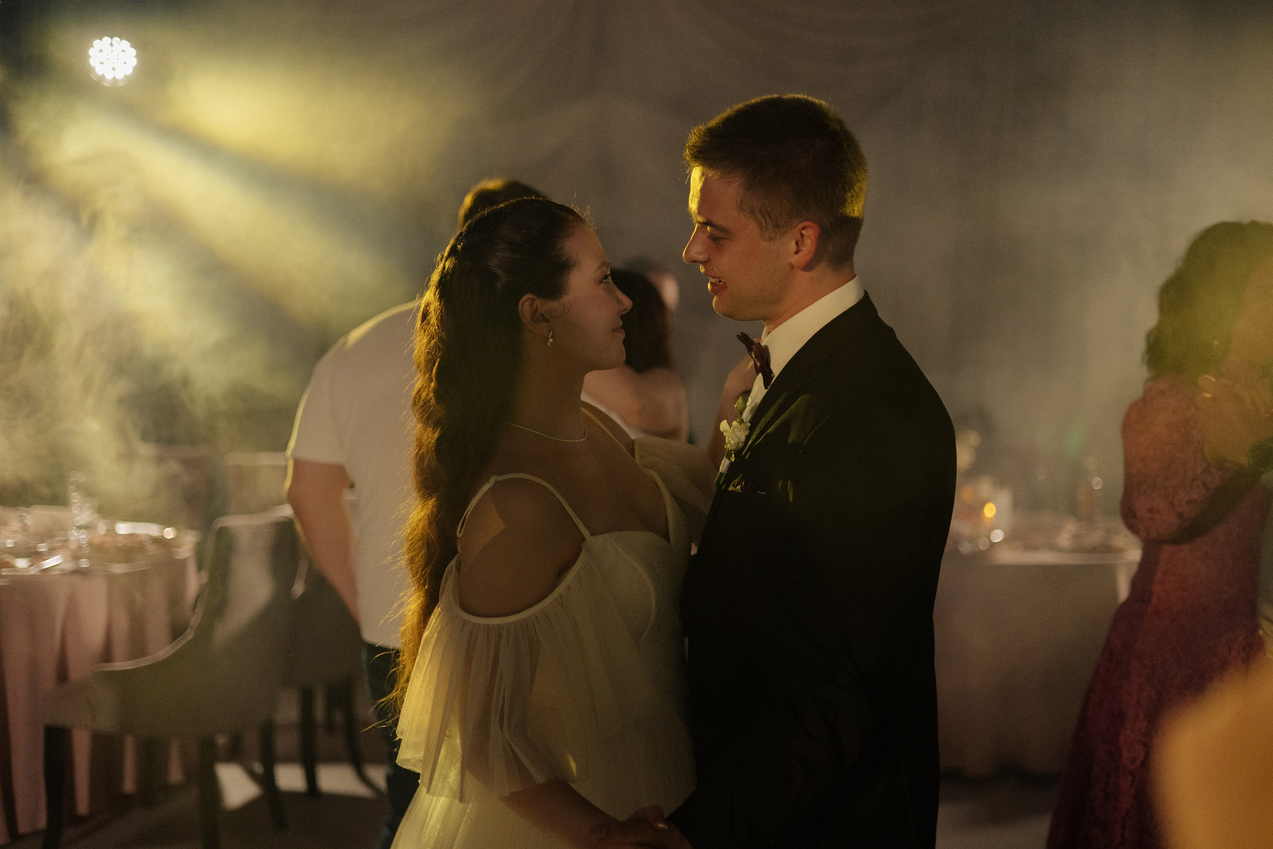 Аня и Саша. Свадьба в Юдино парк. Свадебный и портретный фотограф в Москве Анастасия Масюк