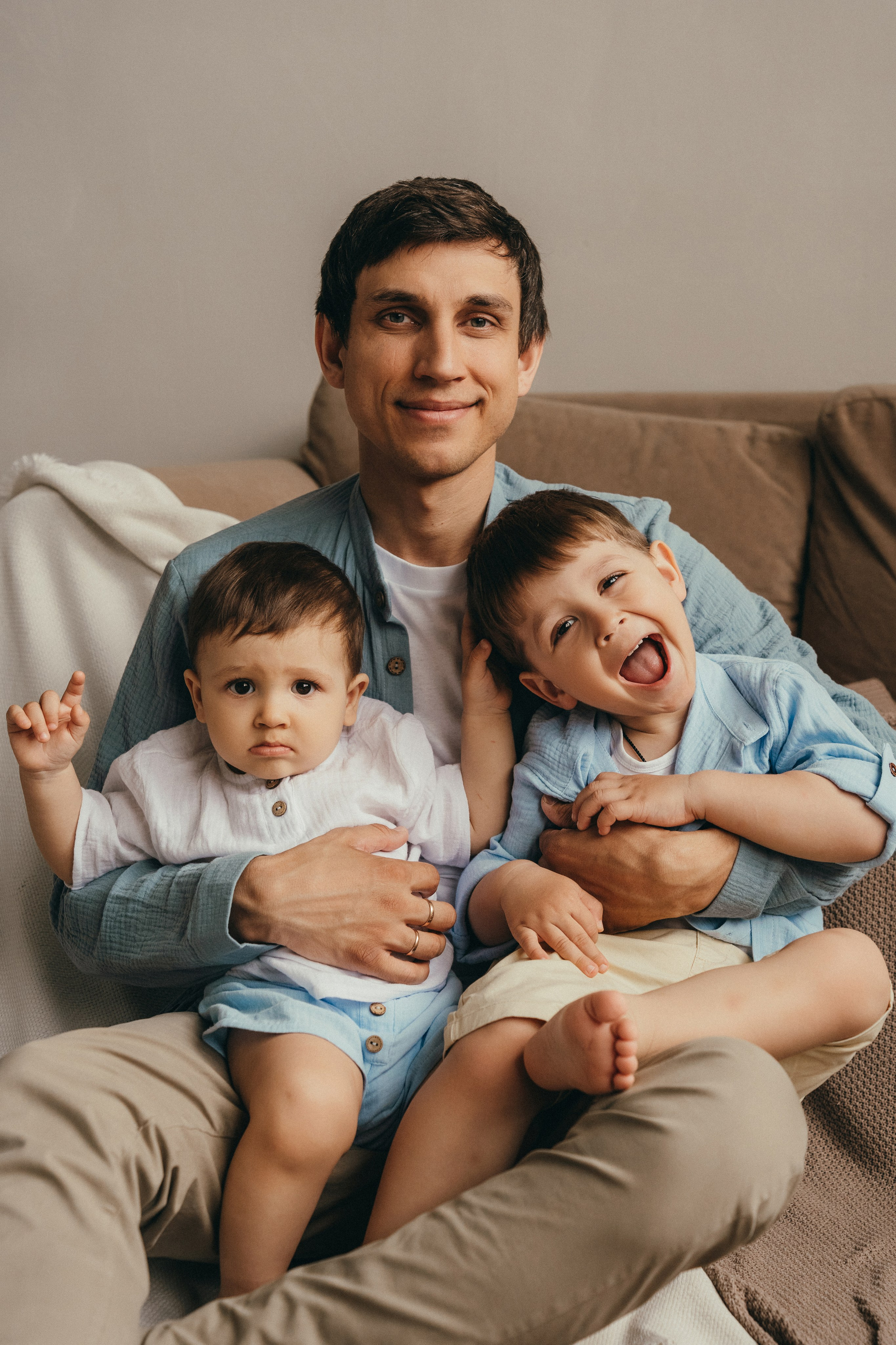 Дима, Настя, Макар и Серофим. Семейный фотограф • Домашние съемки в Нижнем Новгороде