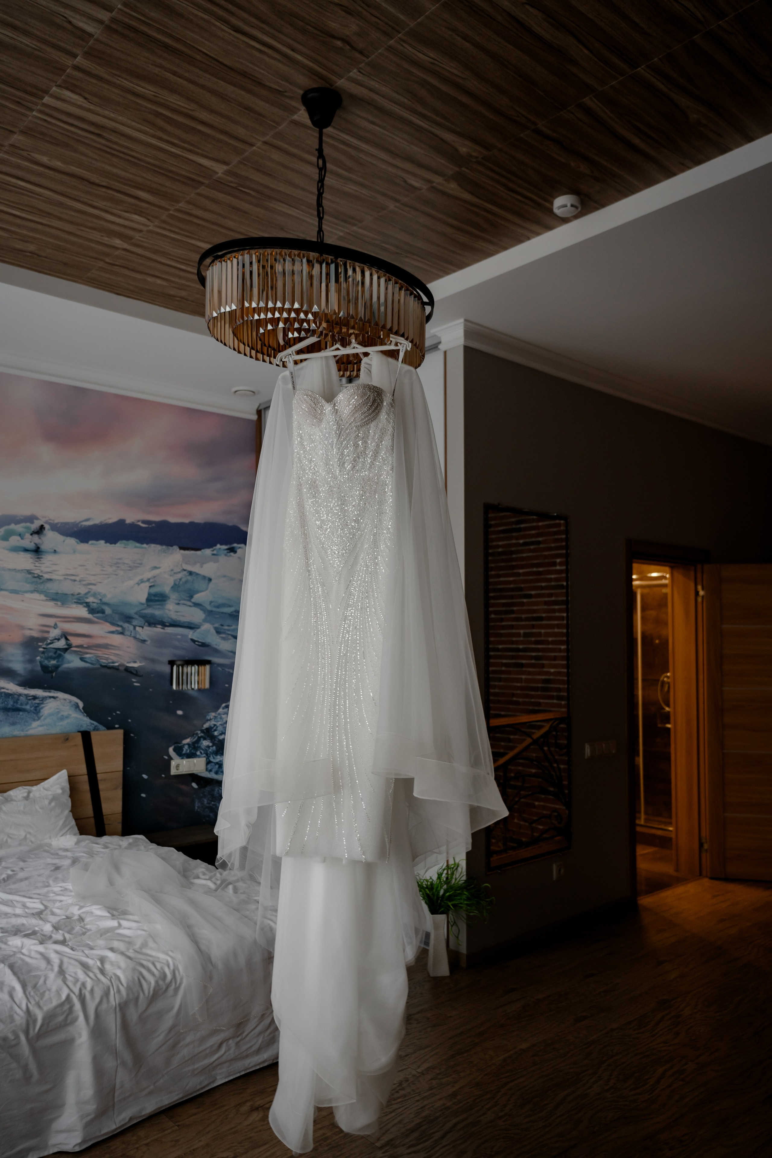 СВАДЕБНАЯ СЬЕМКА СБОРОВ В ОТЕЛЕ И ВЫЕЗД НА ЦЕРЕМОНИЮ (СНЯТО В СИБИРЕ В НИЖНЕВАРТОВСКЕ). Профессиональный фотограф, Санкт-Петербург — Виктория Богомолова