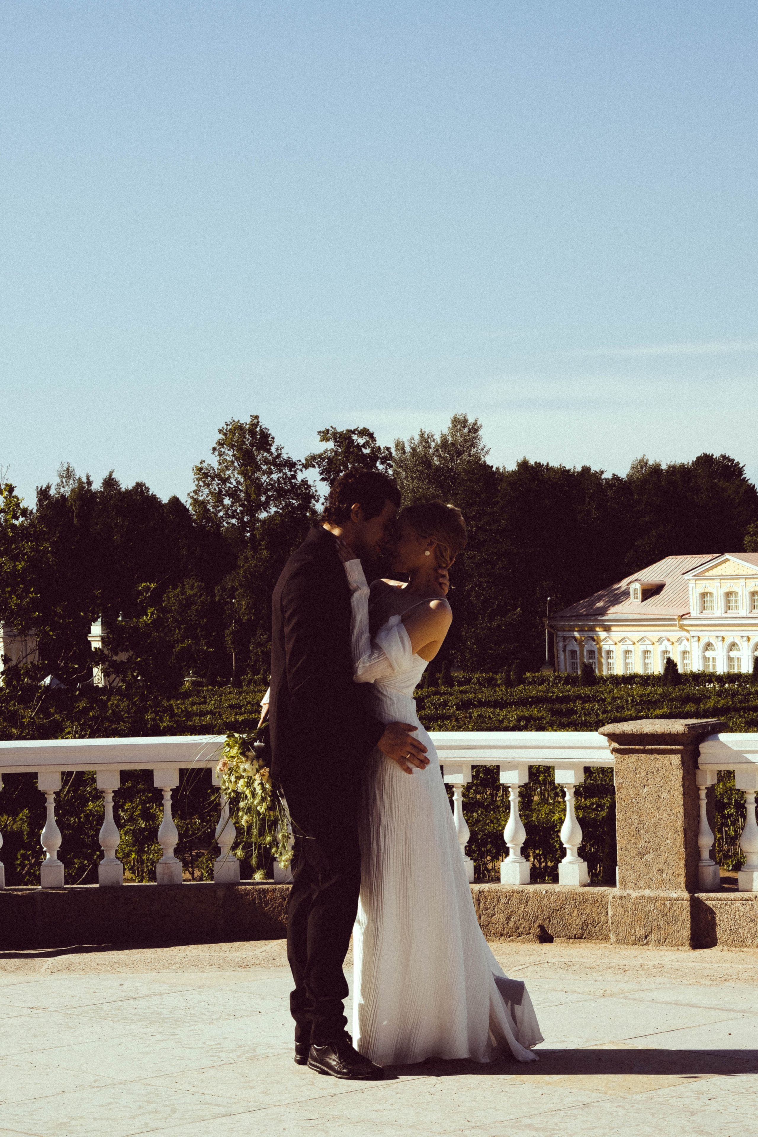 СВАДЕБНАЯ СЬЕМКА В ПАРКЕ ОРАНИЕНБАУМ. Профессиональный фотограф, Санкт-Петербург — Виктория Богомолова