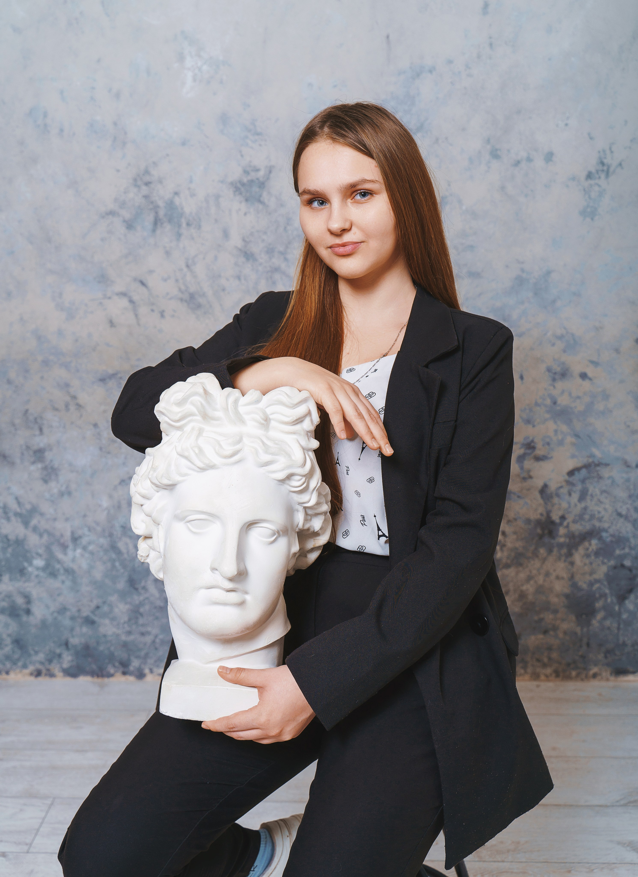 Дизайн «Буквы». Стильные выпускные альбомы и индивидуальные фотосессии в Таганроге