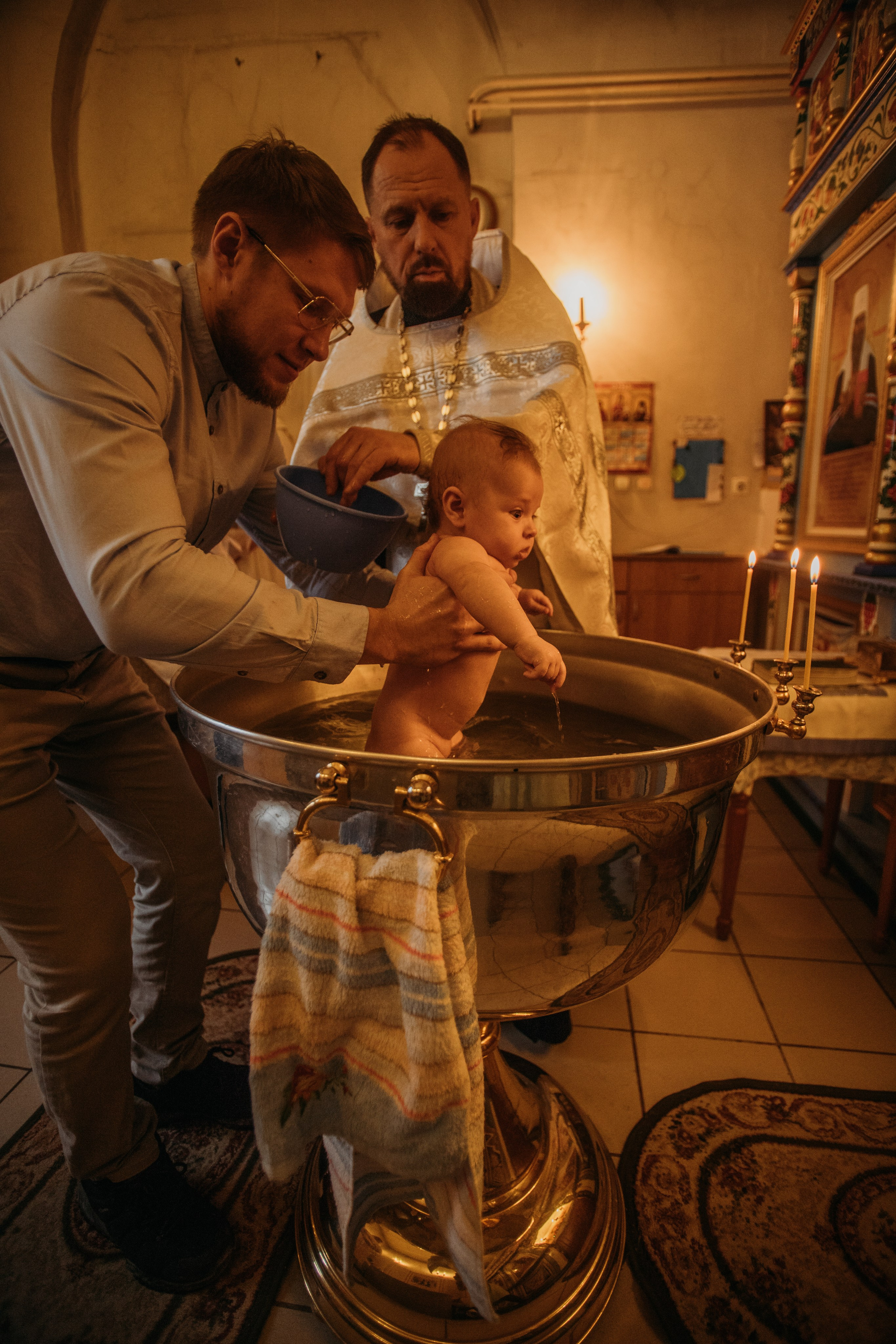 Крещение Аглаи. Венера Гайн. Репортажный фотограф  Тюмень. Обучение фотографии с 0