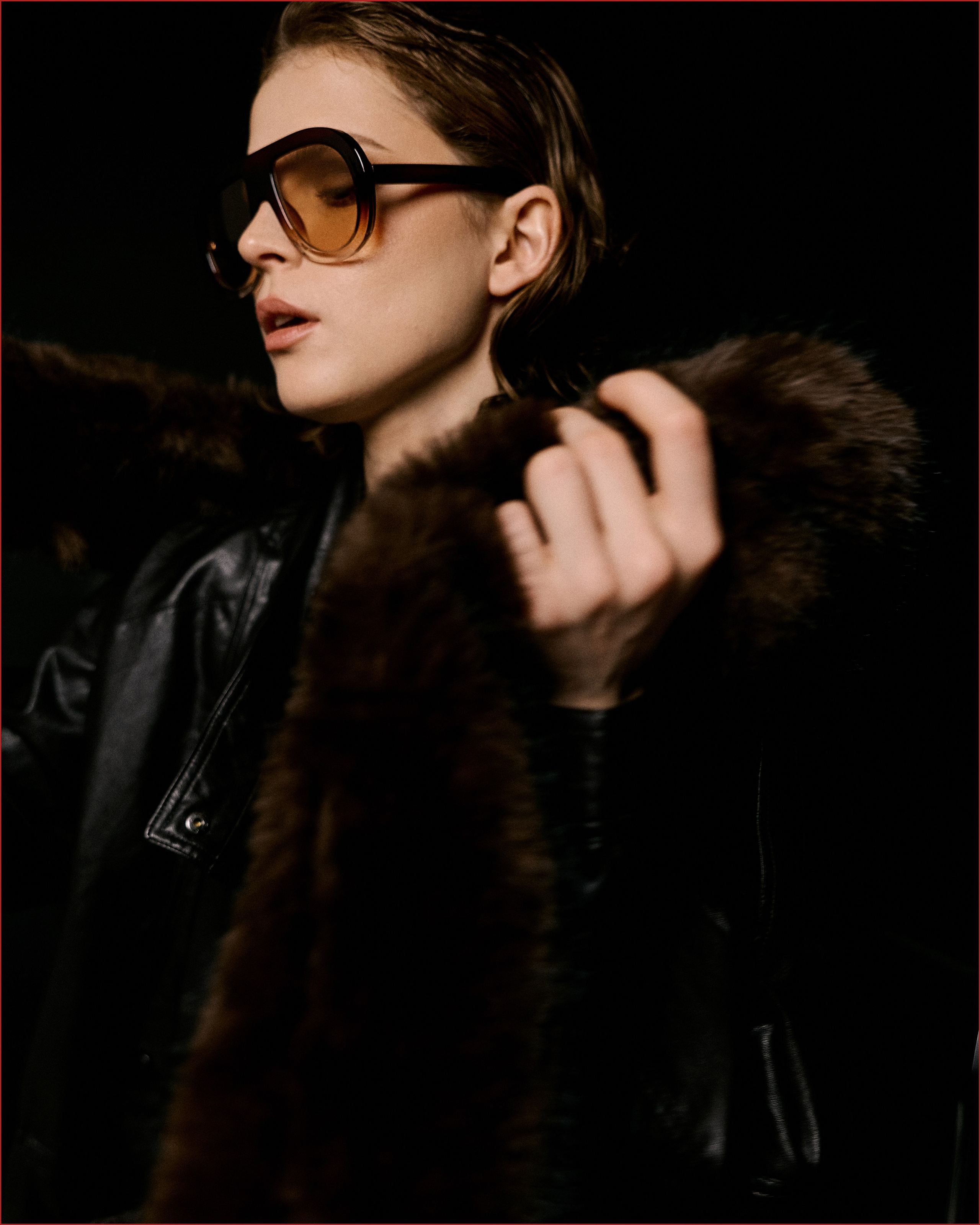 Для брендов. Казанский фотограф-минималист Сюмбель