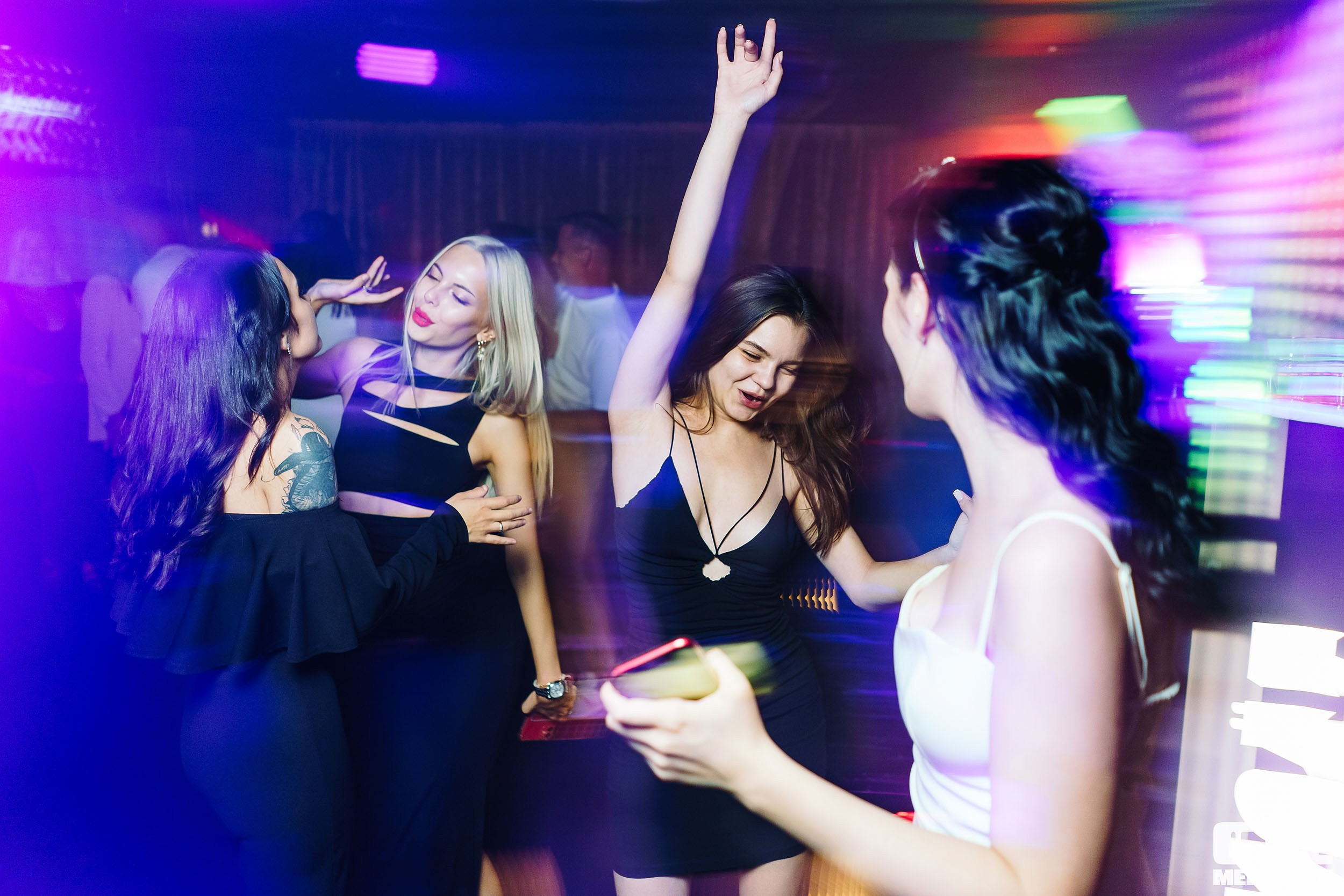 Фоторепортаж из караоке-клуба Эйфория. One Media Life: фоторепортажи, фотоотчеты с мероприятий и заведений