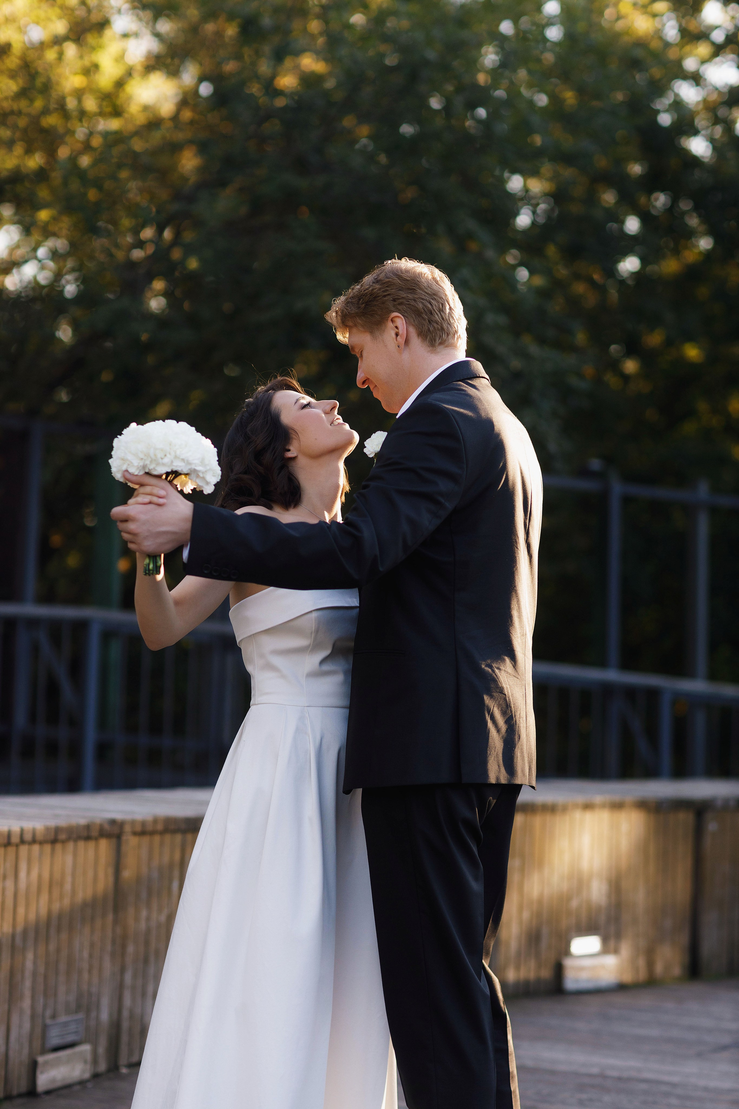 Владимир и Дания. Свадебная фотосессия в Казани. Портретный и репортажный фотограф в Чебоксарах Андриян Чаркин