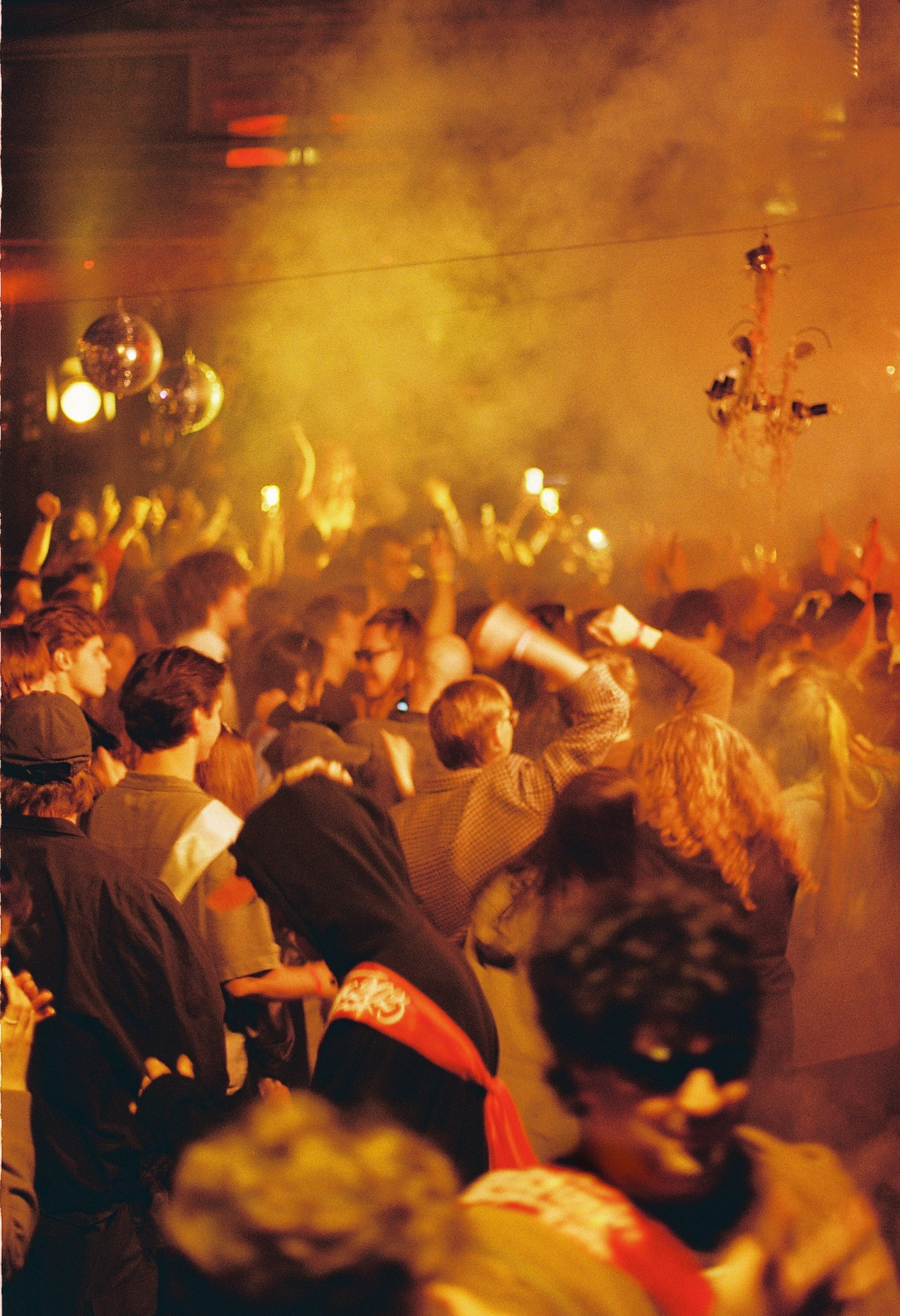 Диско клуб: выпускной. Илья Симонов фотограф москва