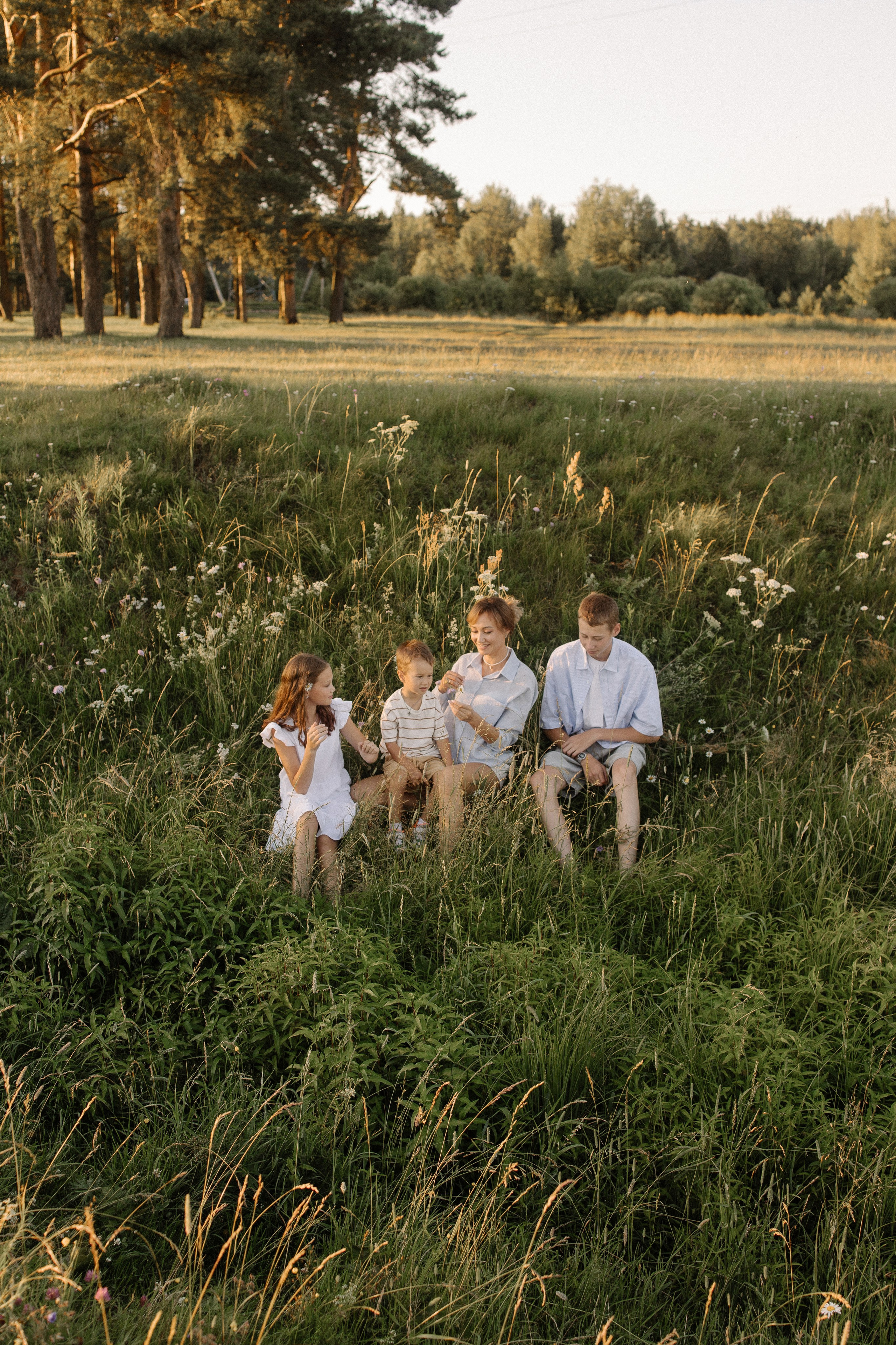 Наргиза, Давид, Диана и Демьян. Семейный фотограф Александра Тарасова