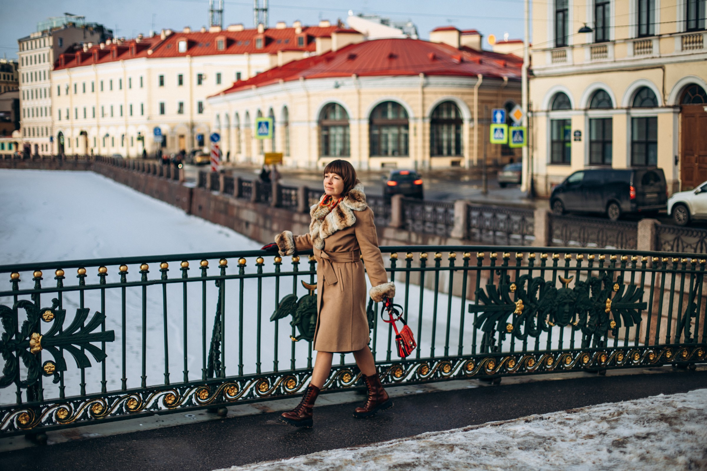Наталья в феврале. Фотопрогулка в Петербурге. Индивидуальный и семейный фотограф в Санкт-Петербурге