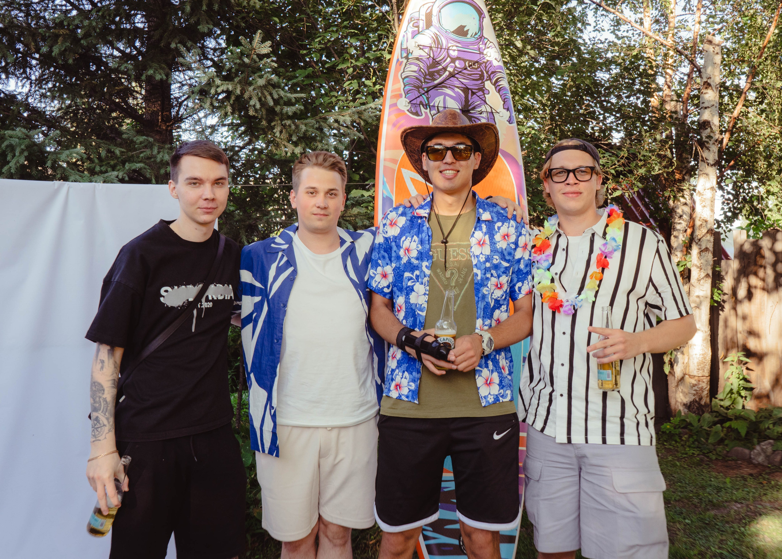 Гавайская вечеринка. Кир Анисин. Режиссер & фотограф