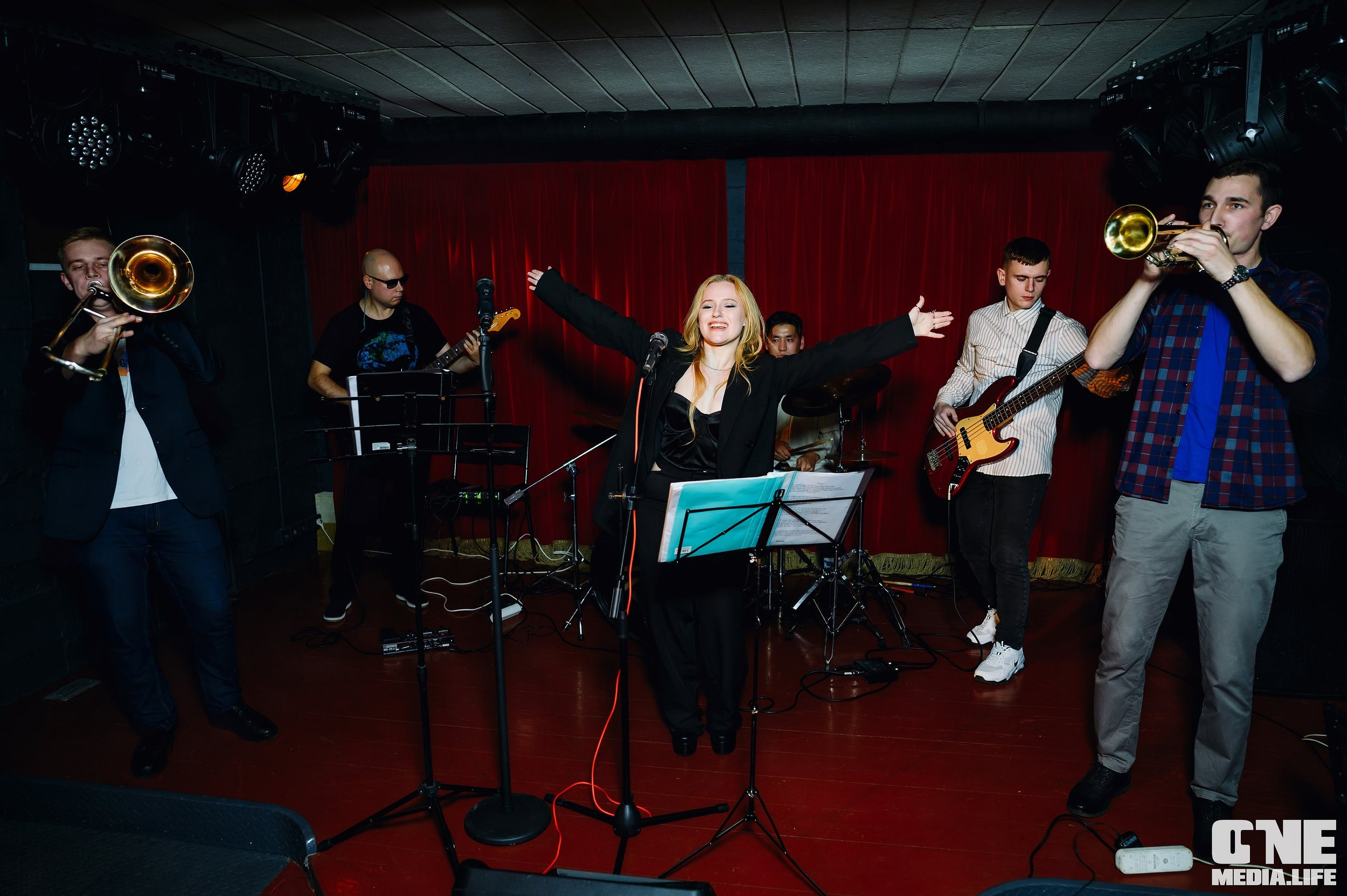 Фоторепортаж из бара Dreadnought. One Media Life: фоторепортажи, фотоотчеты с мероприятий и заведений