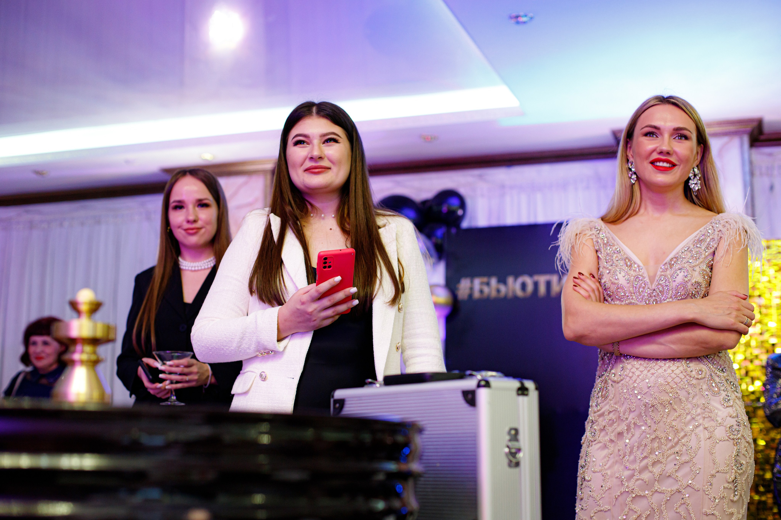 ELOSMED. Photokarish